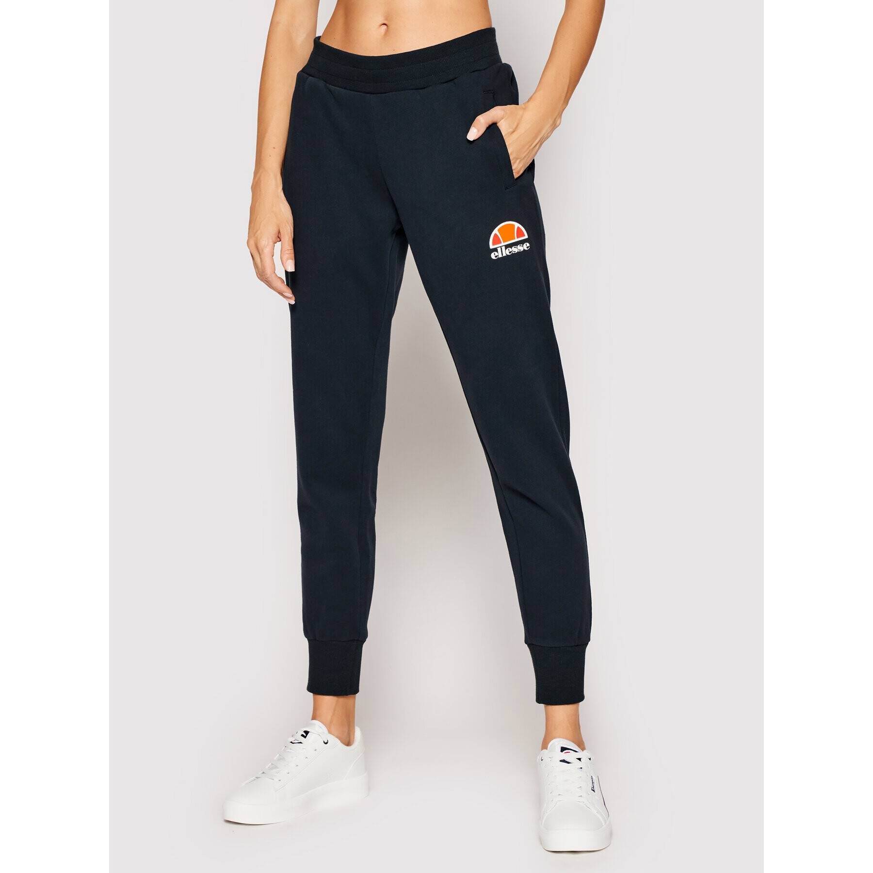 Ellesse Pantaloni trening Queenstown SGC07458 Bleumarin Regular Fit - Pled.ro