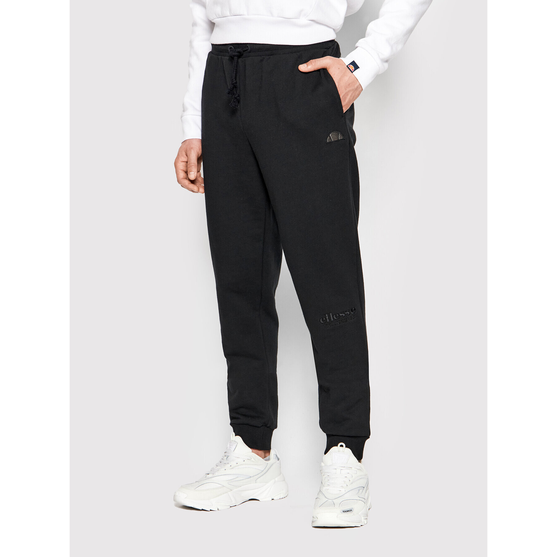 Ellesse Pantaloni trening Secondi SHM14222 Negru Regular Fit - Pled.ro