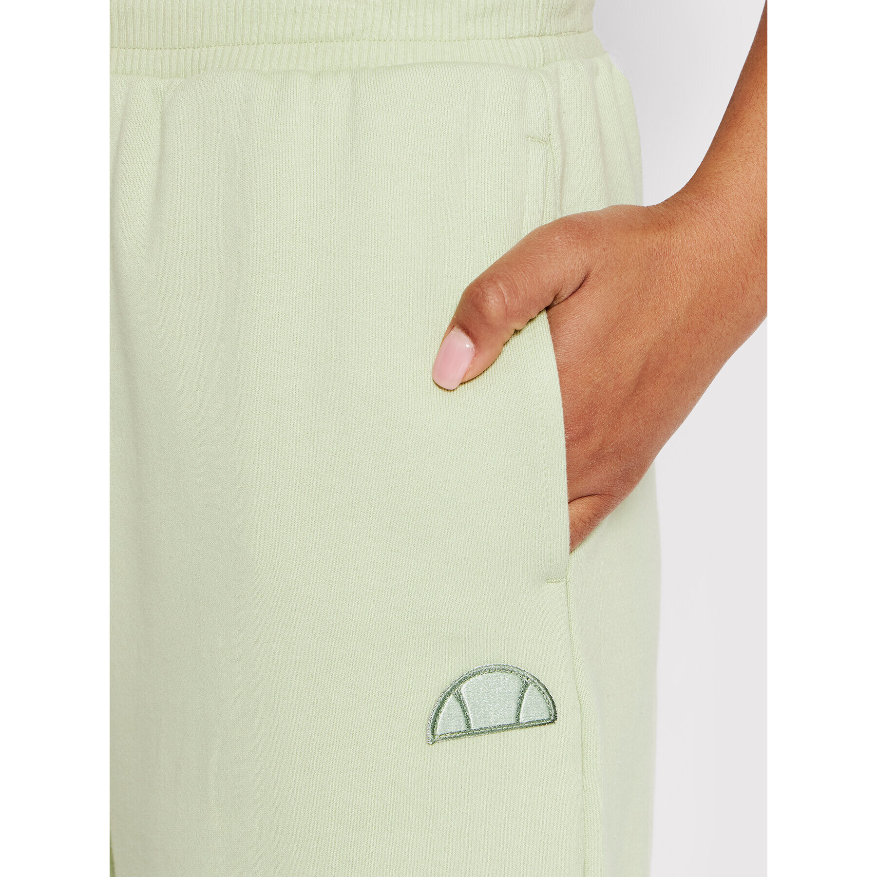 Ellesse Pantaloni trening Yein SGM14156 Verde Relaxed Fit - Pled.ro