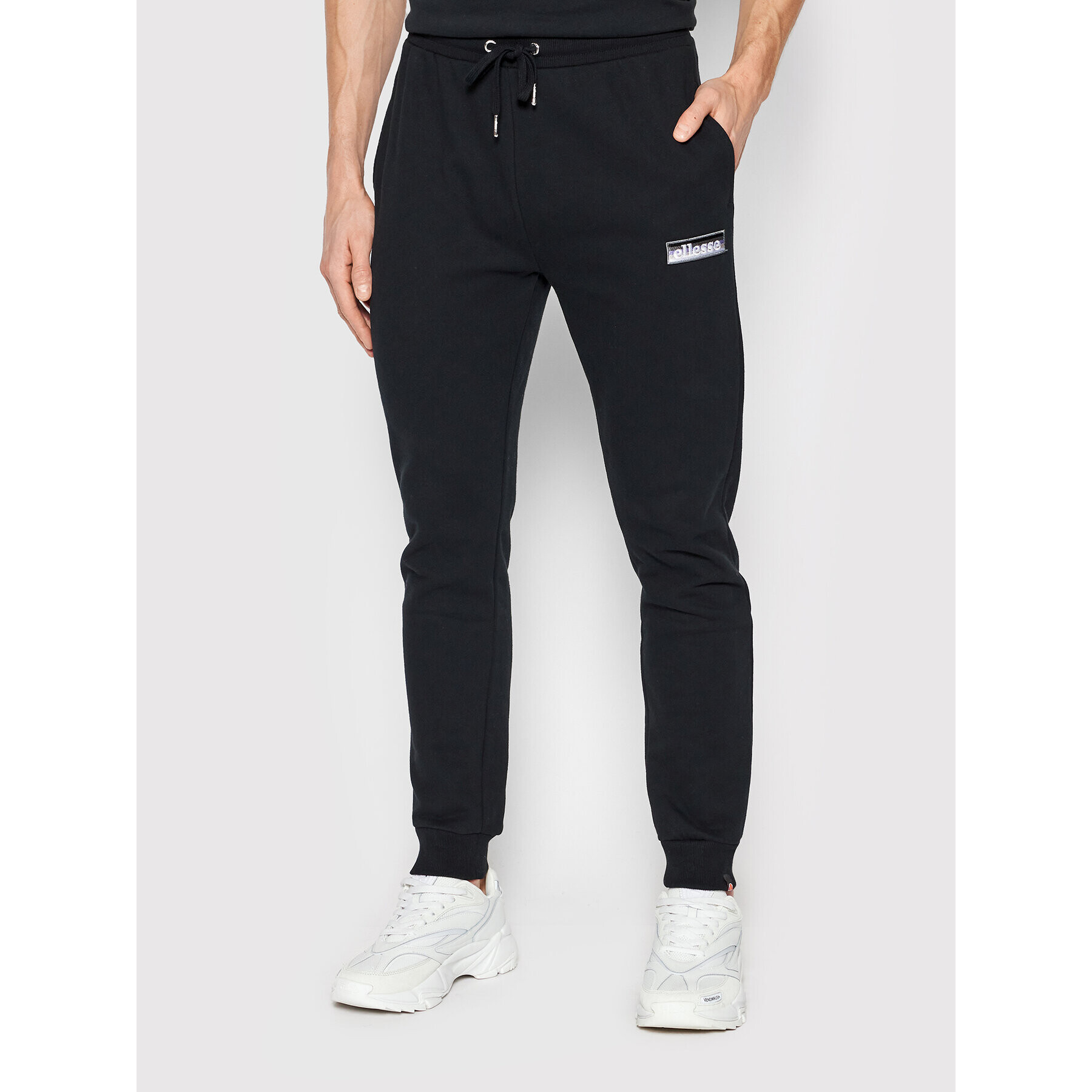 Ellesse Pantaloni trening Yonvest SHM11294 Negru Regular Fit - Pled.ro