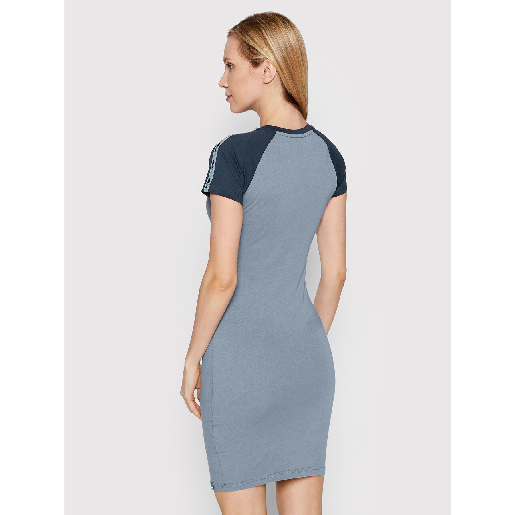 Ellesse Rochie de zi Tion SGM14183 Gri Regular Fit - Pled.ro