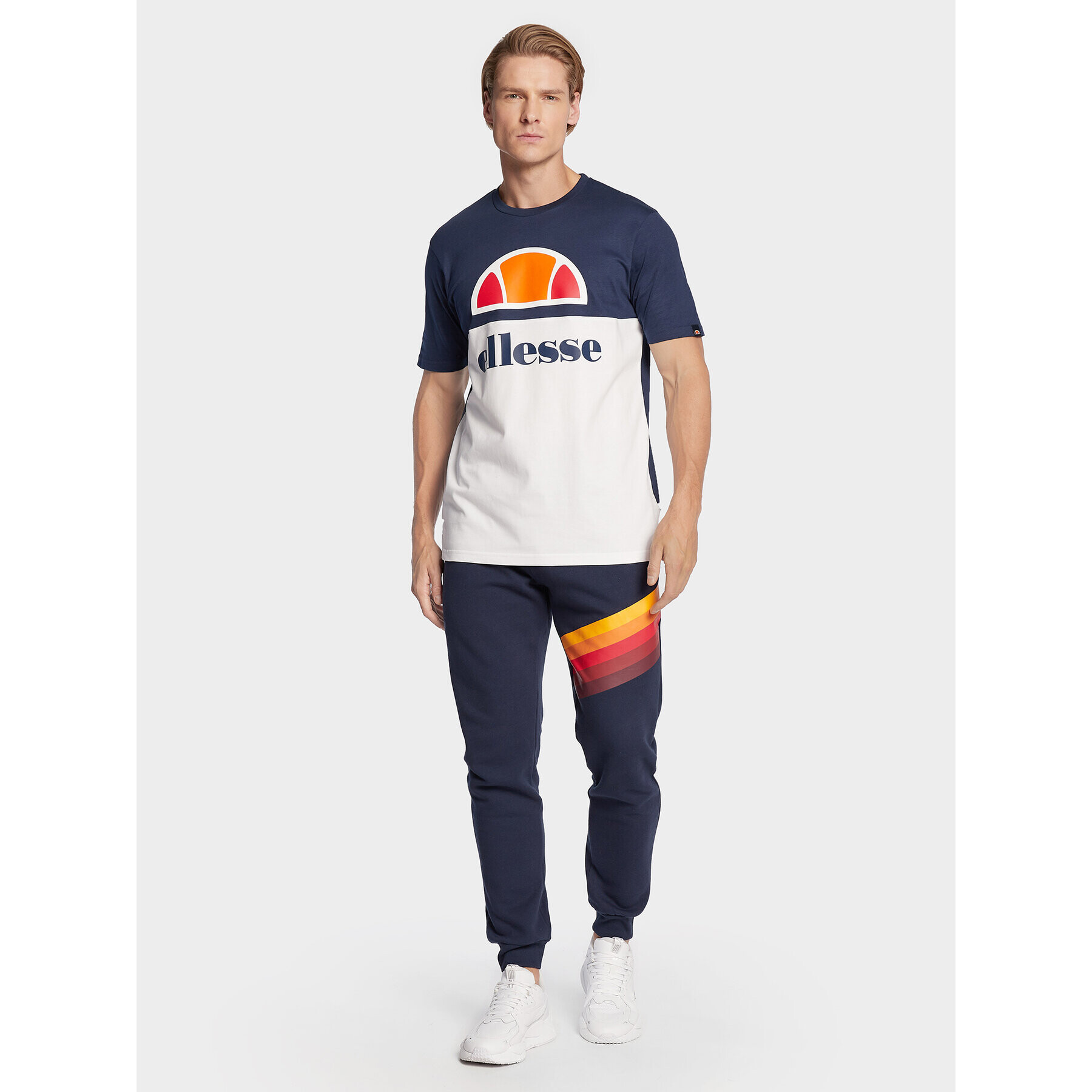 Ellesse Tricou Arbatax SHM03430 Bleumarin Regular Fit - Pled.ro