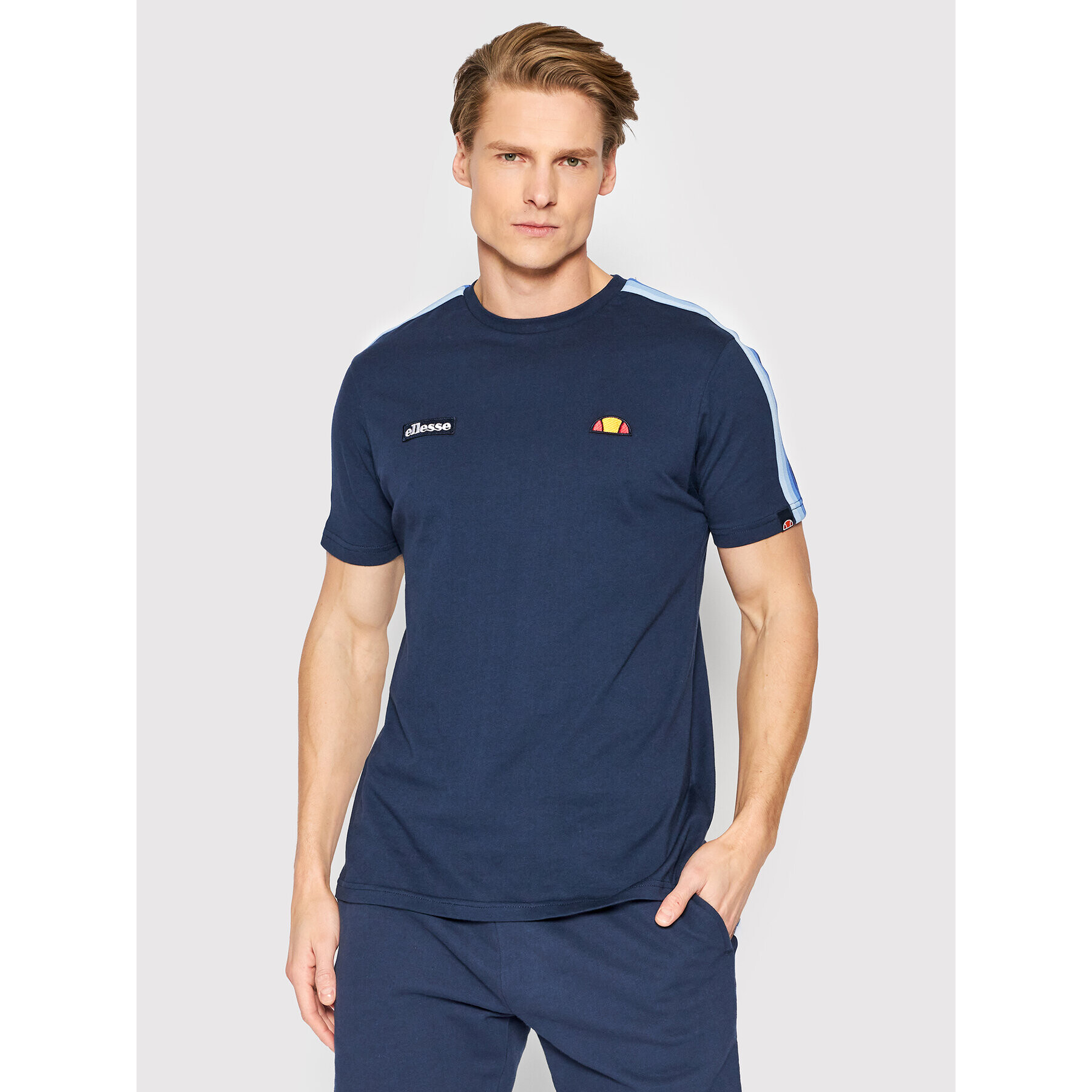 Ellesse Tricou La Versa SHM11505 Bleumarin Regular Fit - Pled.ro