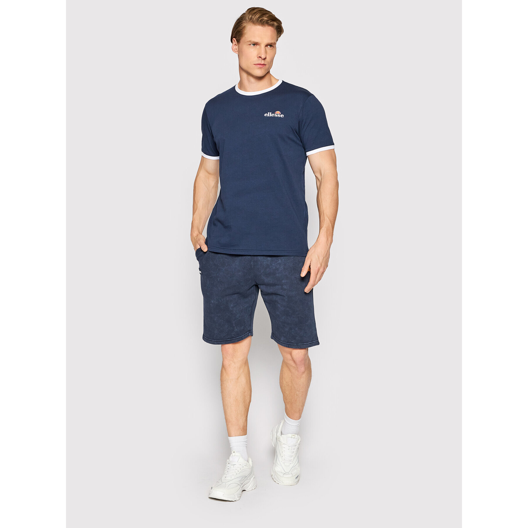 Ellesse Tricou Meduno SHL10164 Bleumarin Regular Fit - Pled.ro