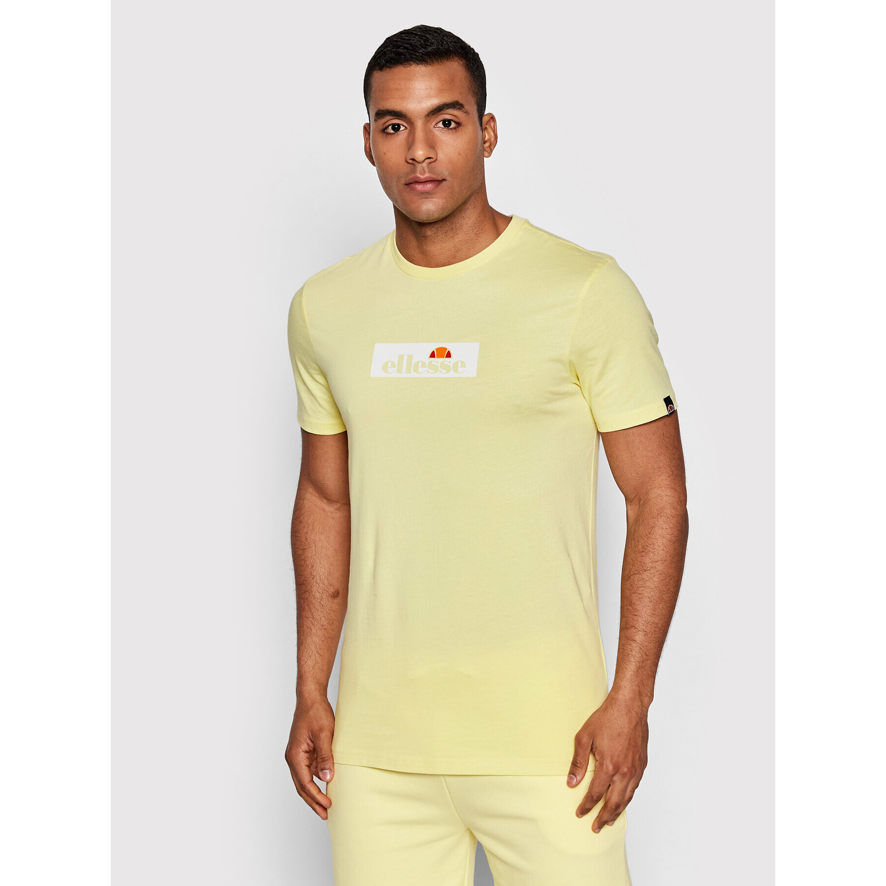 Ellesse Tricou Tilanis SHN15201 Galben Regular Fit - Pled.ro