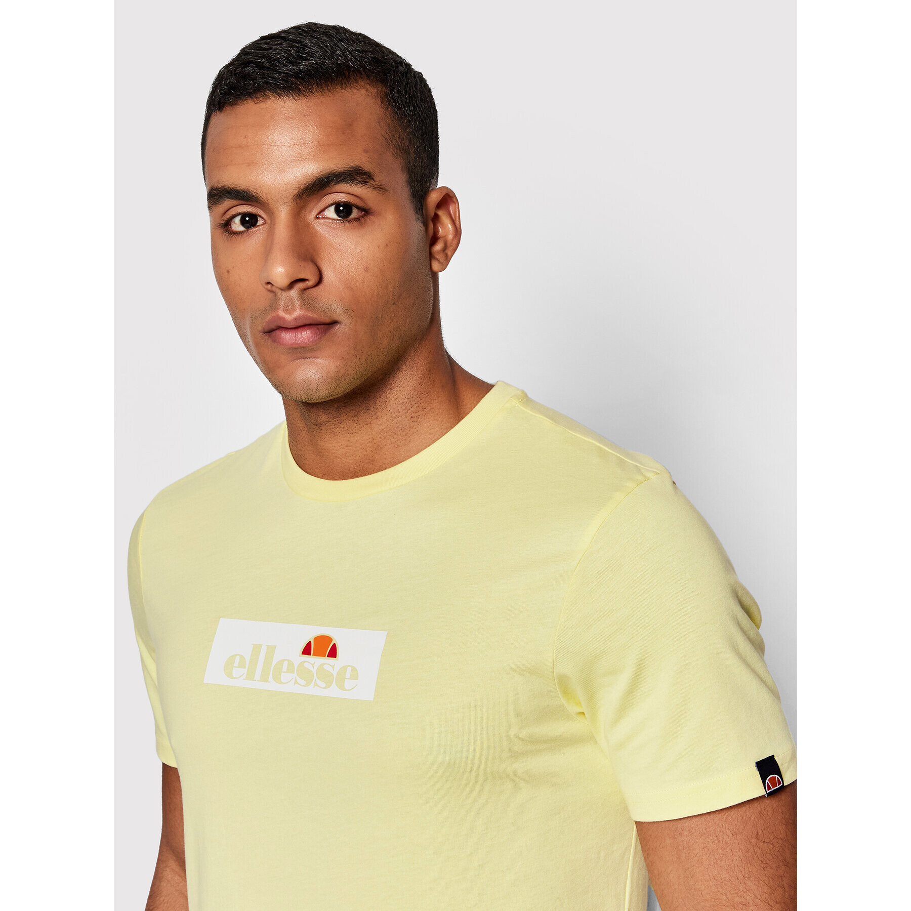 Ellesse Tricou Tilanis SHN15201 Galben Regular Fit - Pled.ro