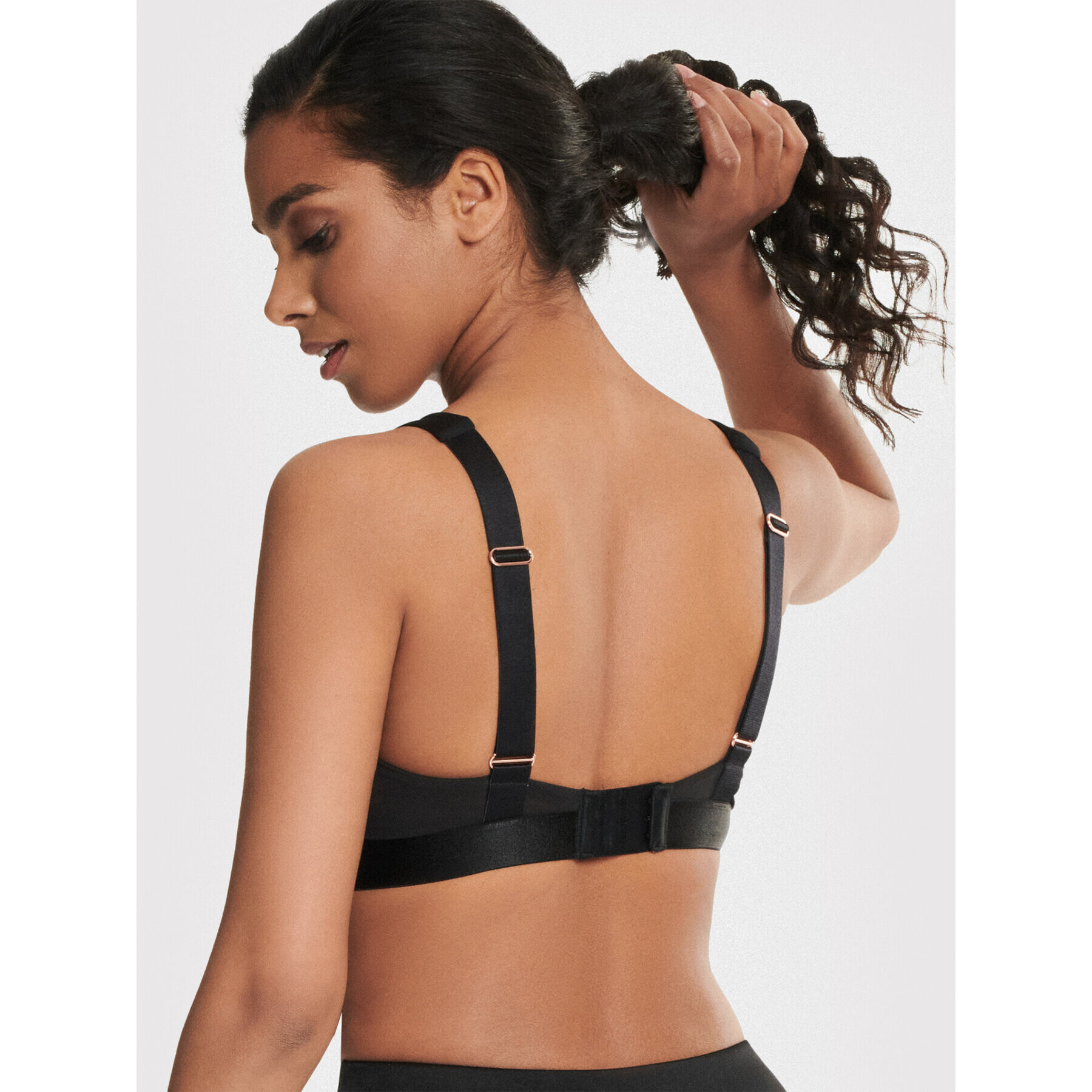 Esotiq Sutien top Aero 39030 Negru - Pled.ro