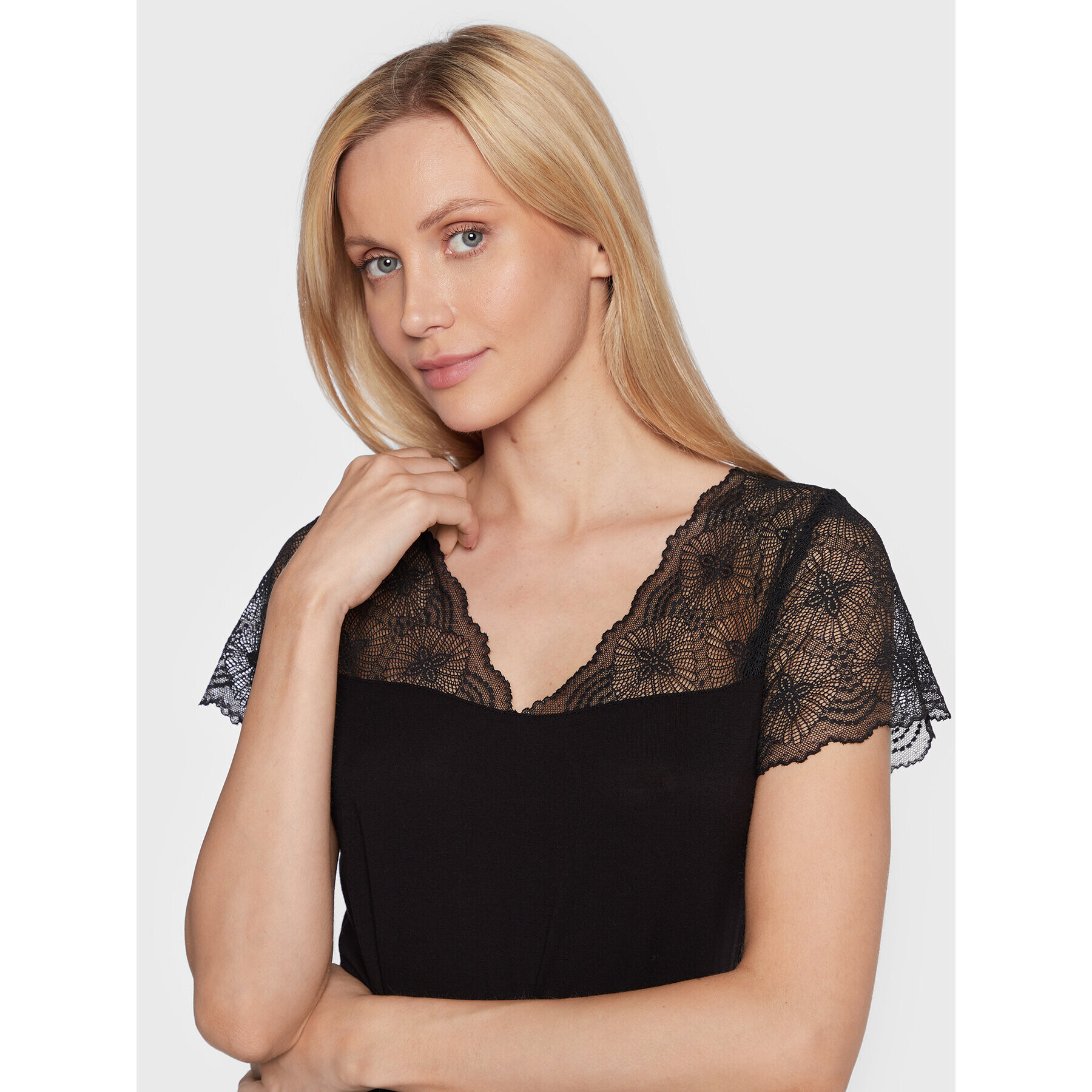 Etam Cămașă de noapte Liddy 6514553 Negru Regular Fit - Pled.ro