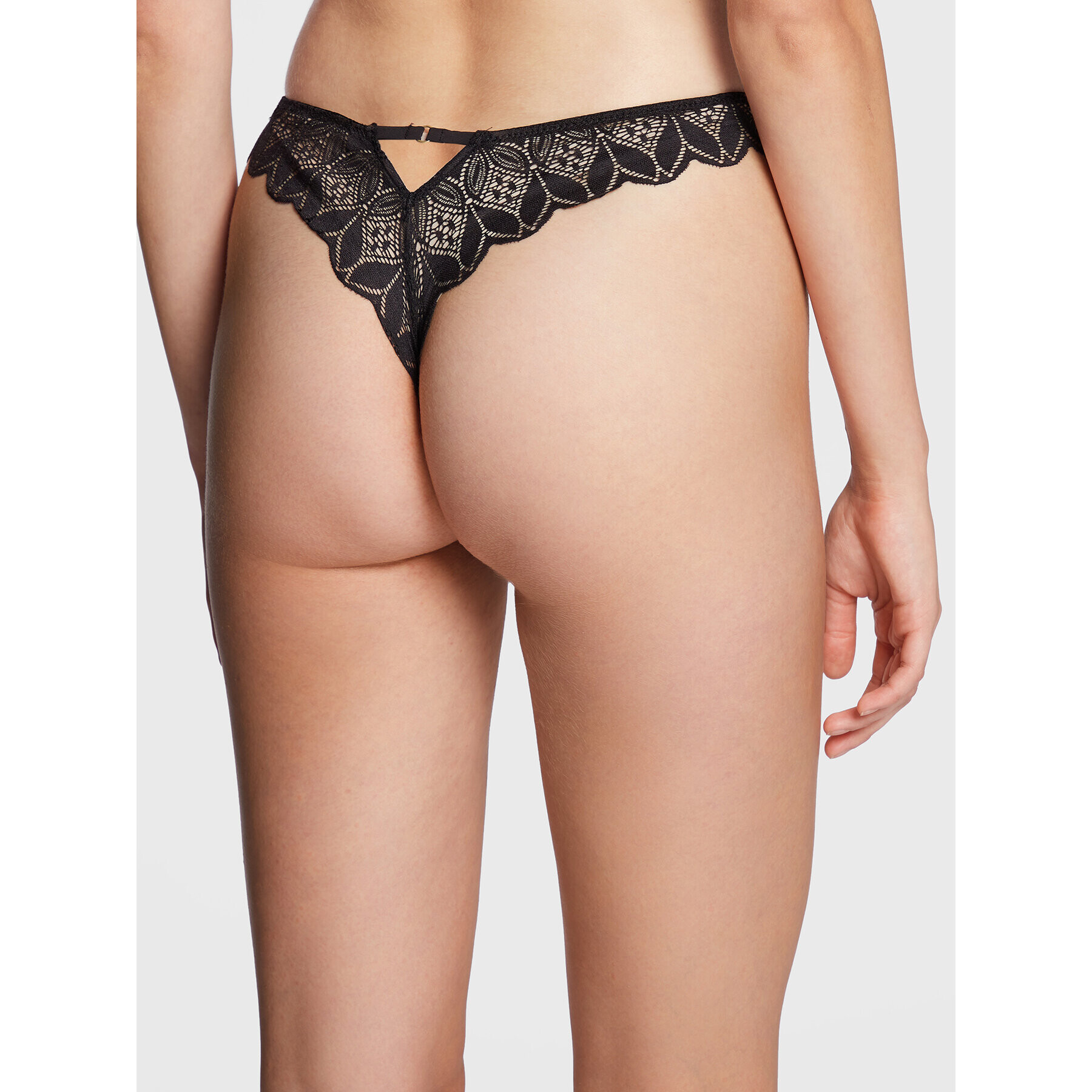 Etam Chilot tanga Sky 6530688 Negru - Pled.ro