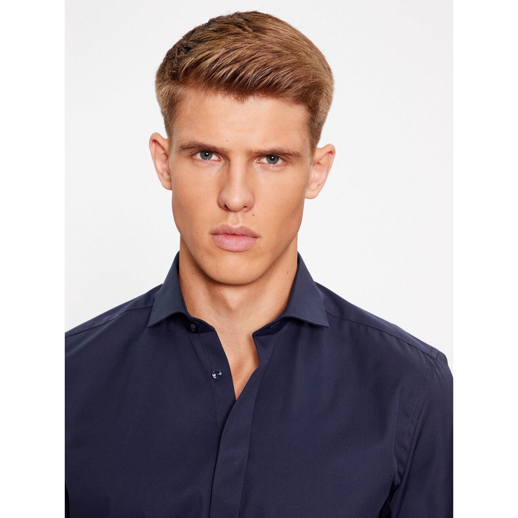 Eterna Cămașă 8817/F392 Bleumarin Slim Fit - Pled.ro