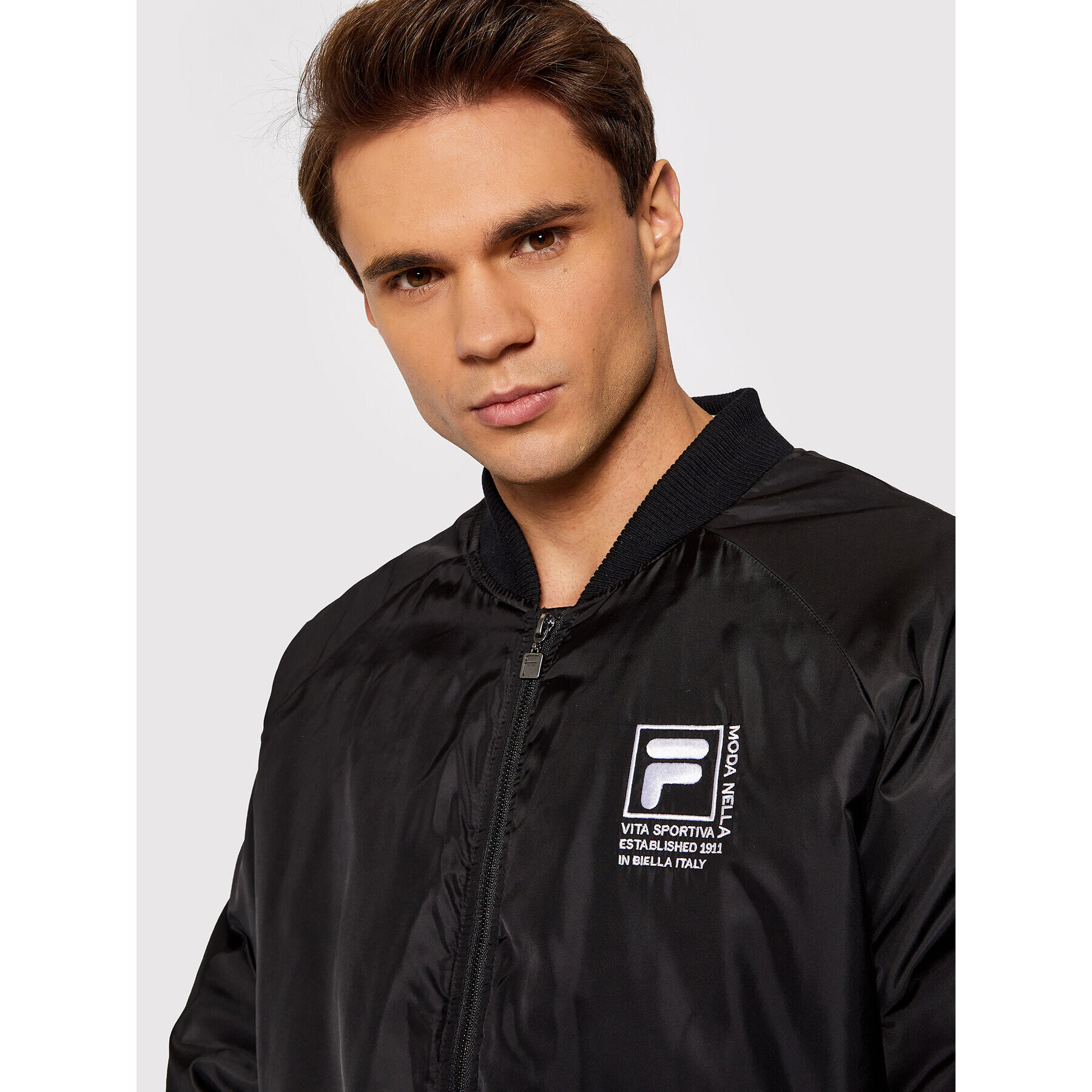 Fila Geacă bomber Raam Light 689345 Negru Regular Fit - Pled.ro