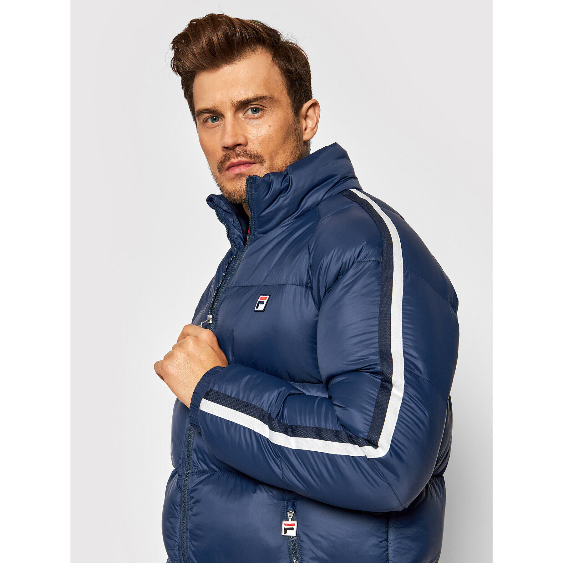 Fila Geacă din puf Tove 689177 Bleumarin Regular Fit - Pled.ro