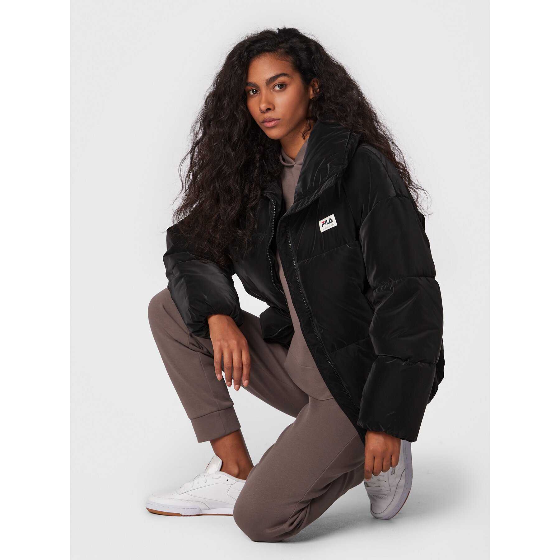 Fila Geacă din puf Trilj FAW0252 Negru Relaxed Fit - Pled.ro