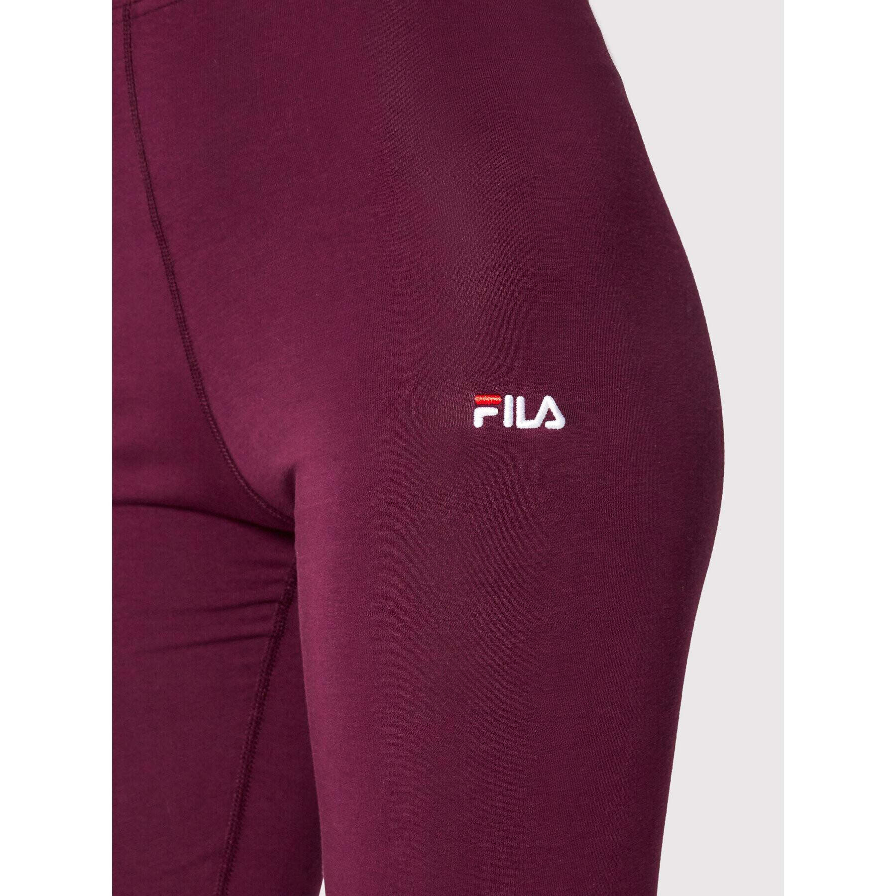 Fila Pantaloni scurți sport Ekanta 689122 Violet Slim Fit - Pled.ro