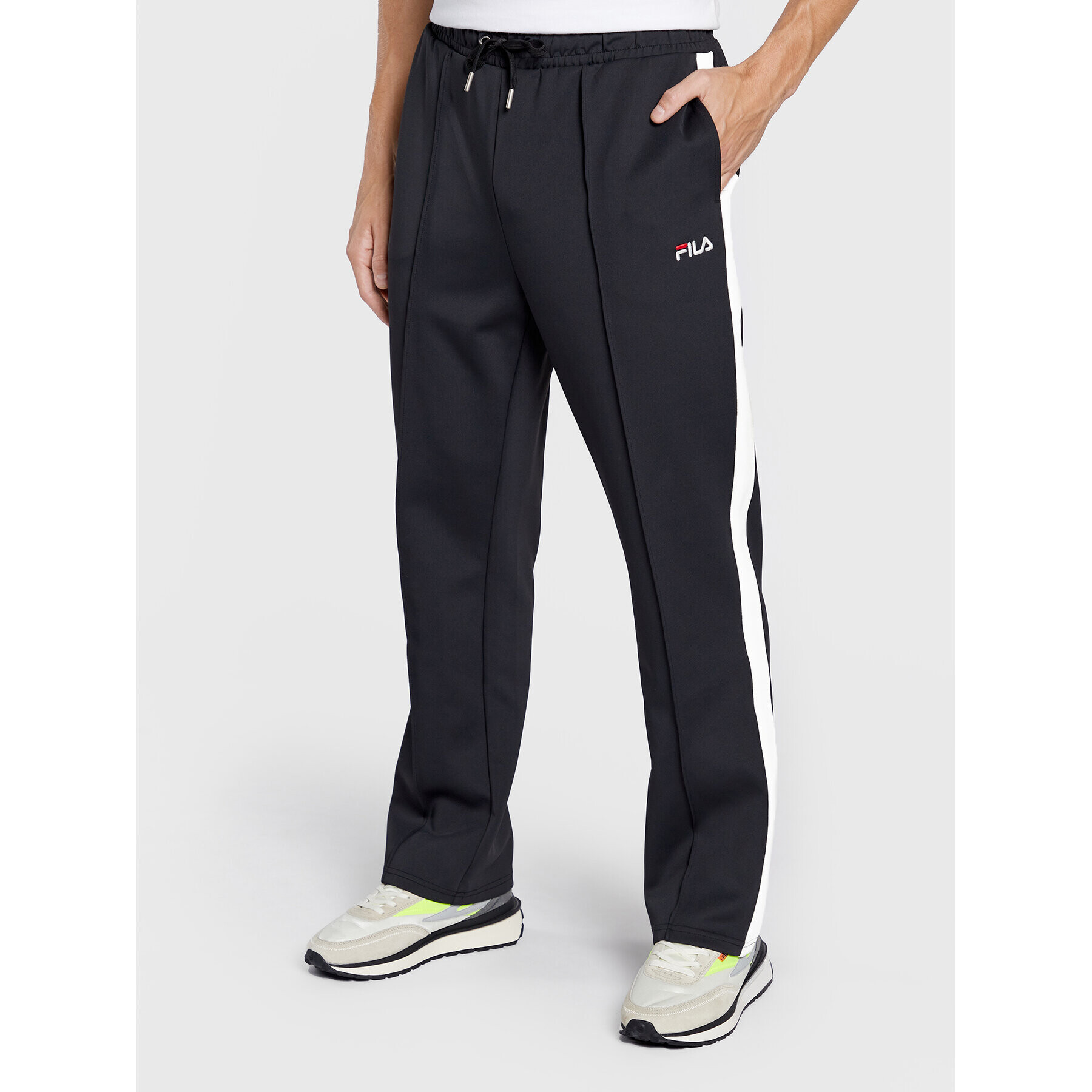 Fila Pantaloni trening Bruges FAM0174 Negru Regular Fit - Pled.ro