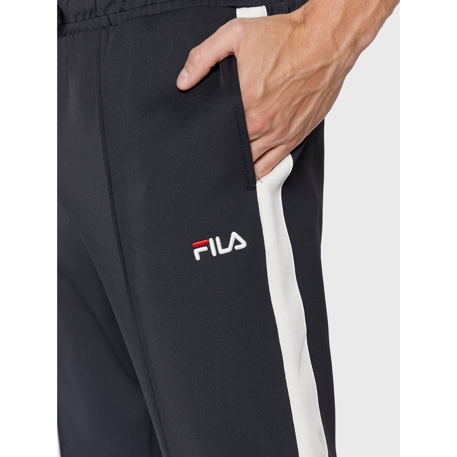 Fila Pantaloni trening Bruges FAM0174 Negru Regular Fit - Pled.ro