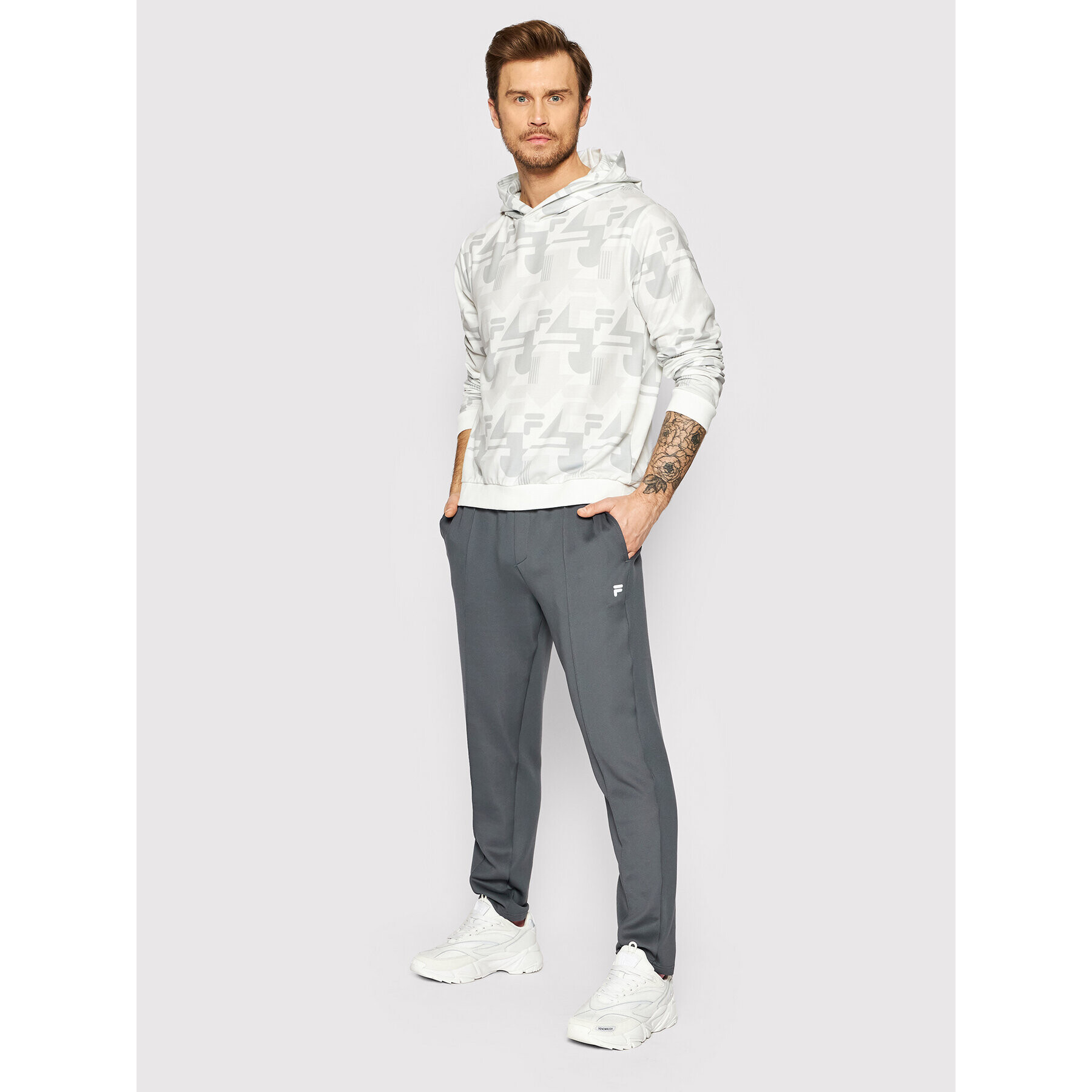 Fila Pantaloni trening Cetraro FAM0053 Gri Regular Fit - Pled.ro