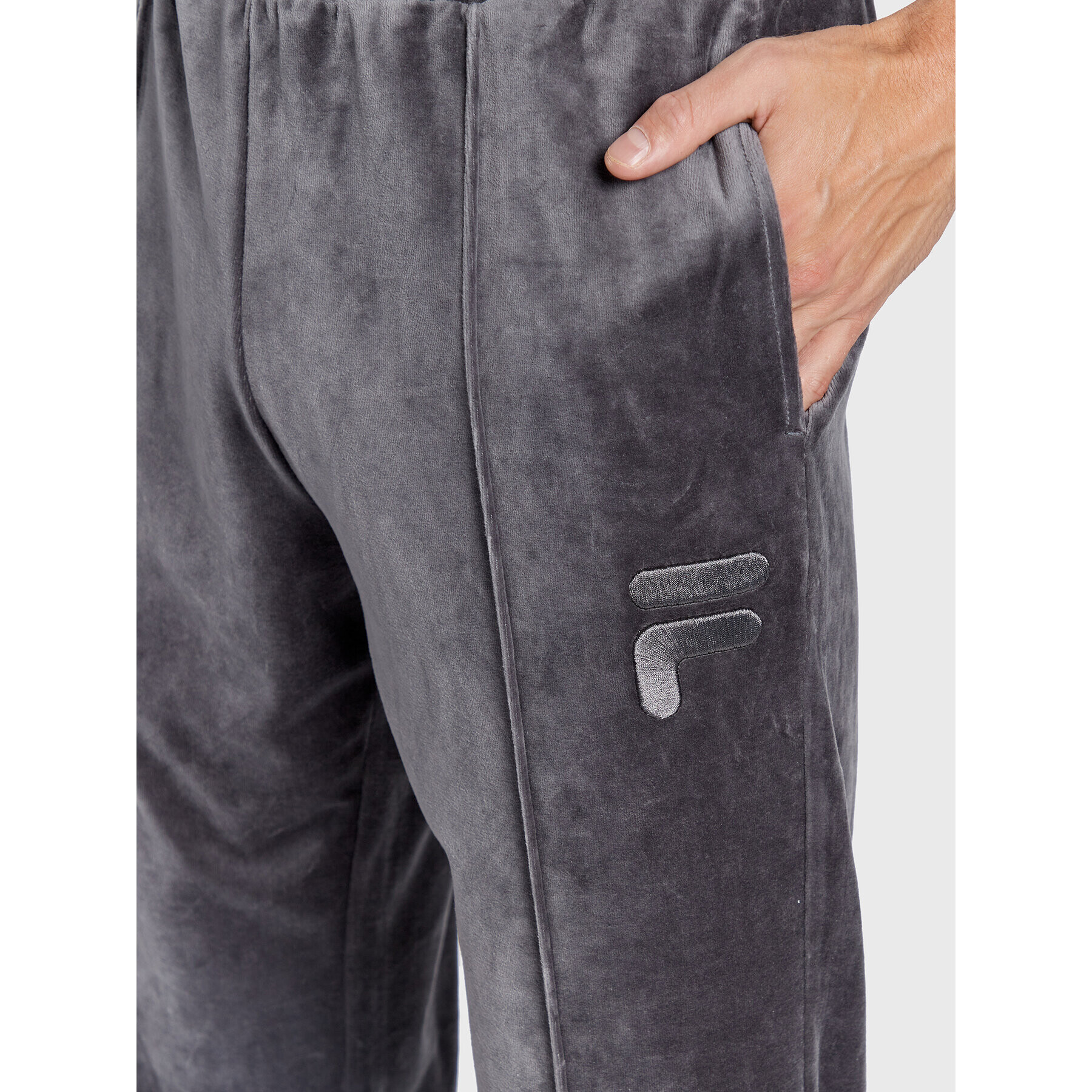 Fila Pantaloni trening Crato FAM0141 Gri Regular Fit - Pled.ro