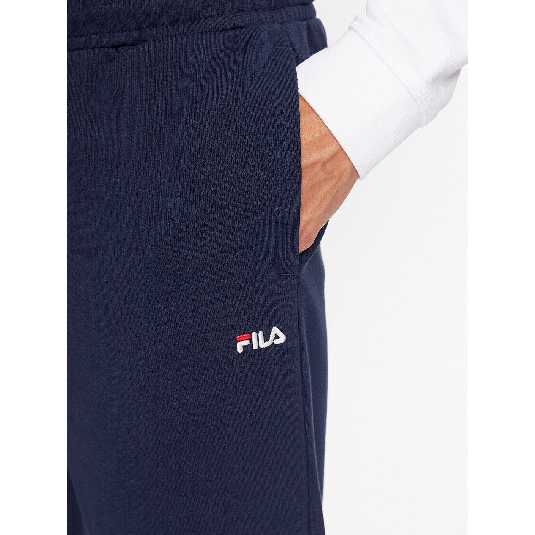 Fila Pantaloni trening FAM0500 Bleumarin Regular Fit - Pled.ro