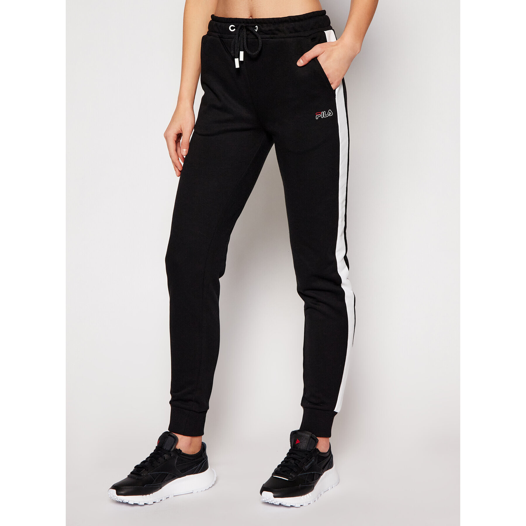 Fila Pantaloni trening Laki 683347 Negru Regular Fit - Pled.ro