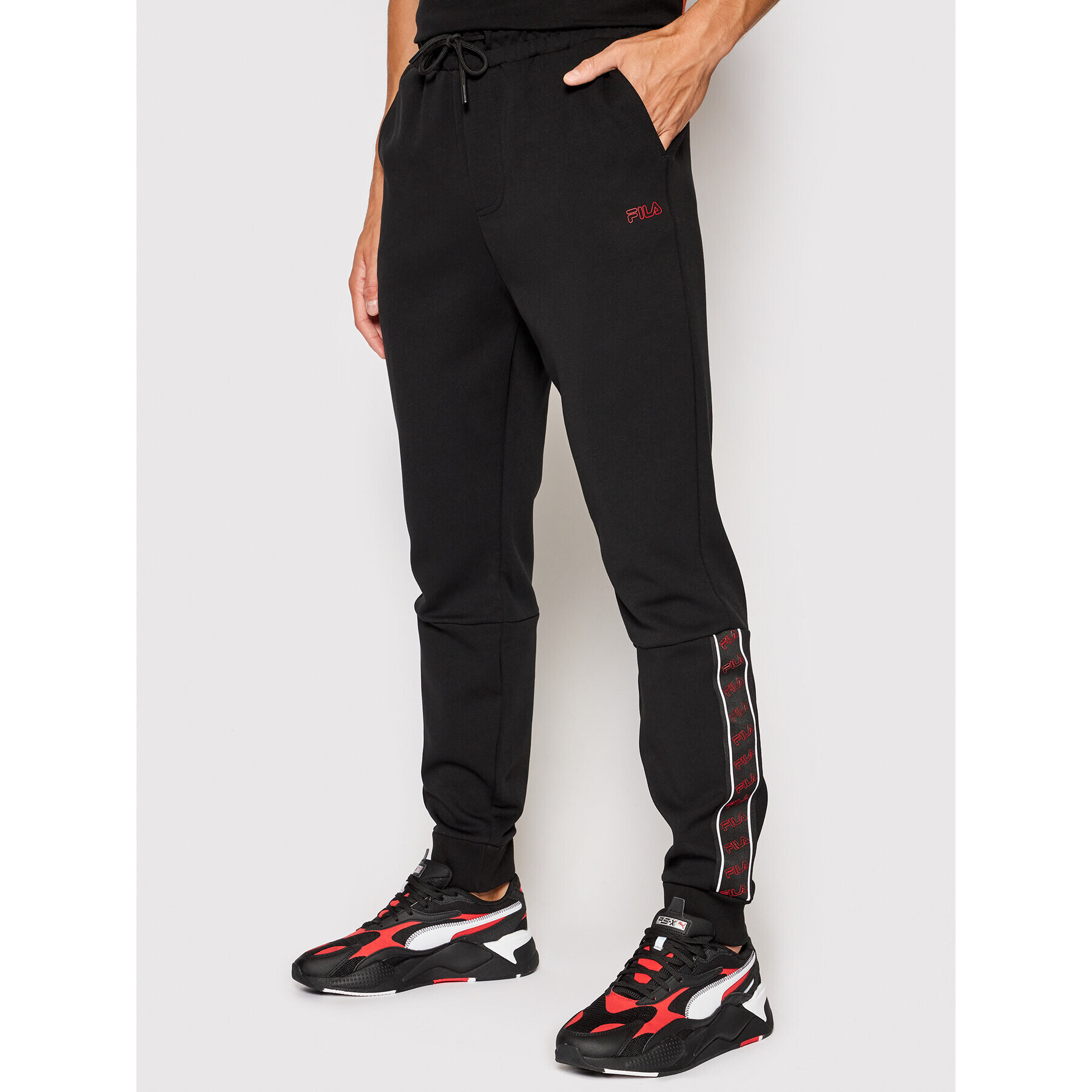 Fila Pantaloni trening Omer 683479 Negru Regular Fit - Pled.ro