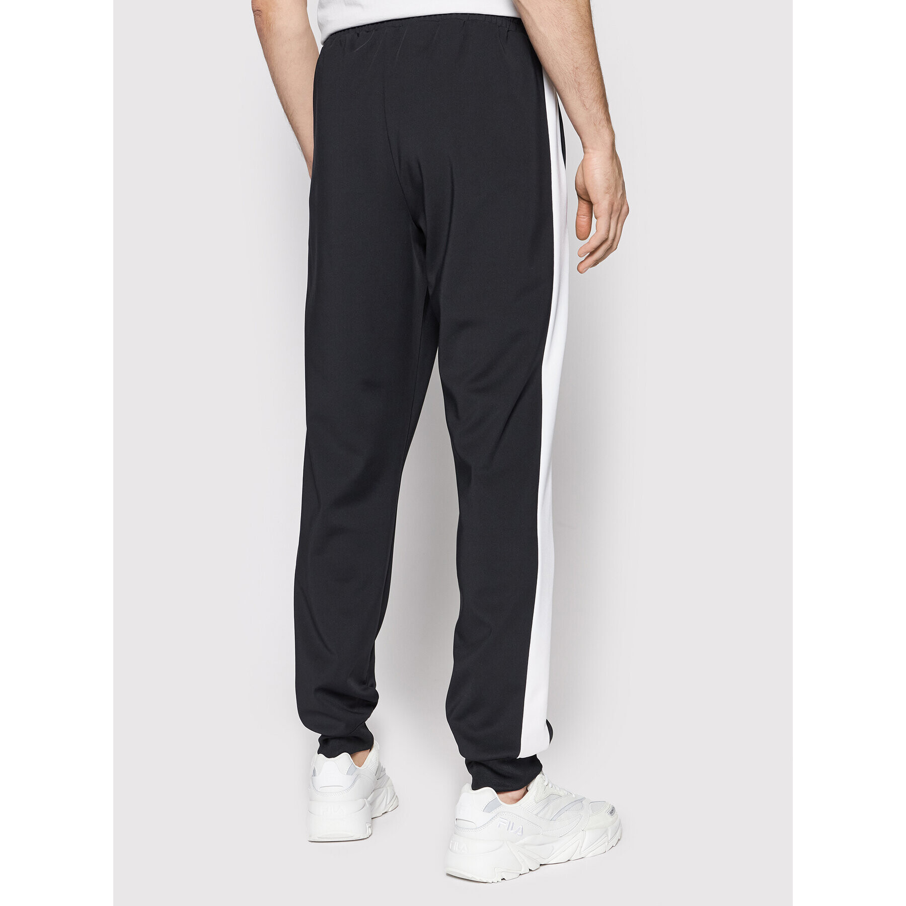 Fila Pantaloni trening Remond 689346 Negru Regular Fit - Pled.ro