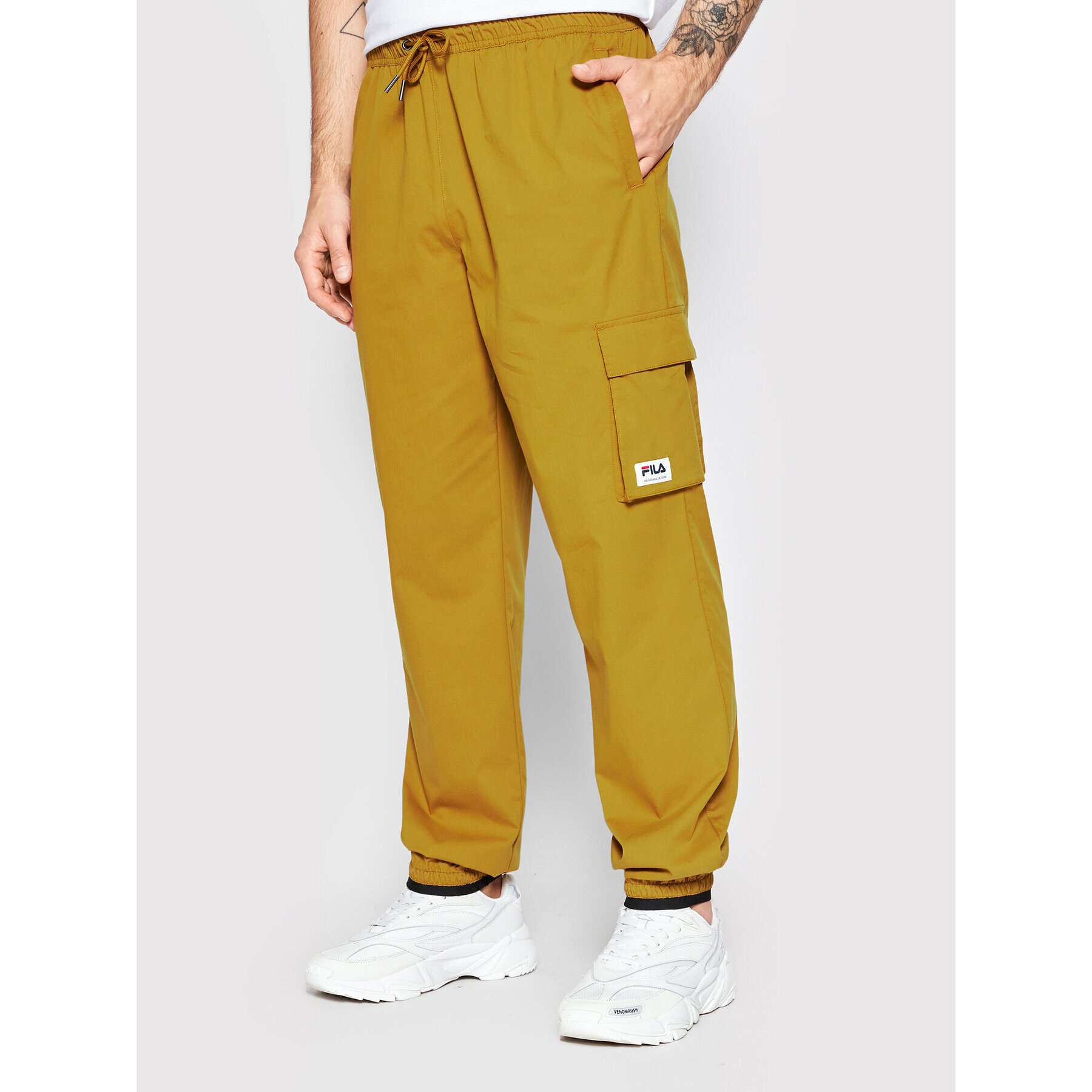 Fila Pantaloni trening Turhal FAM0016 Maro Regular Fit - Pled.ro