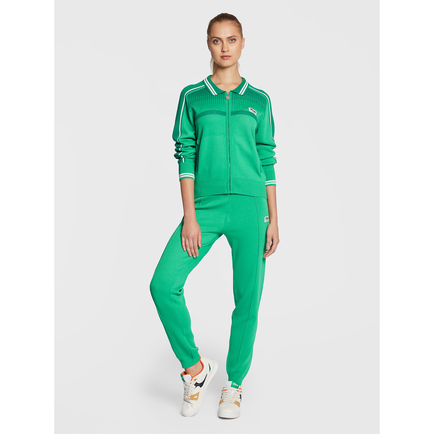 Fila Pantaloni tricotați Tarazona FAW0234 Verde Relaxed Fit - Pled.ro