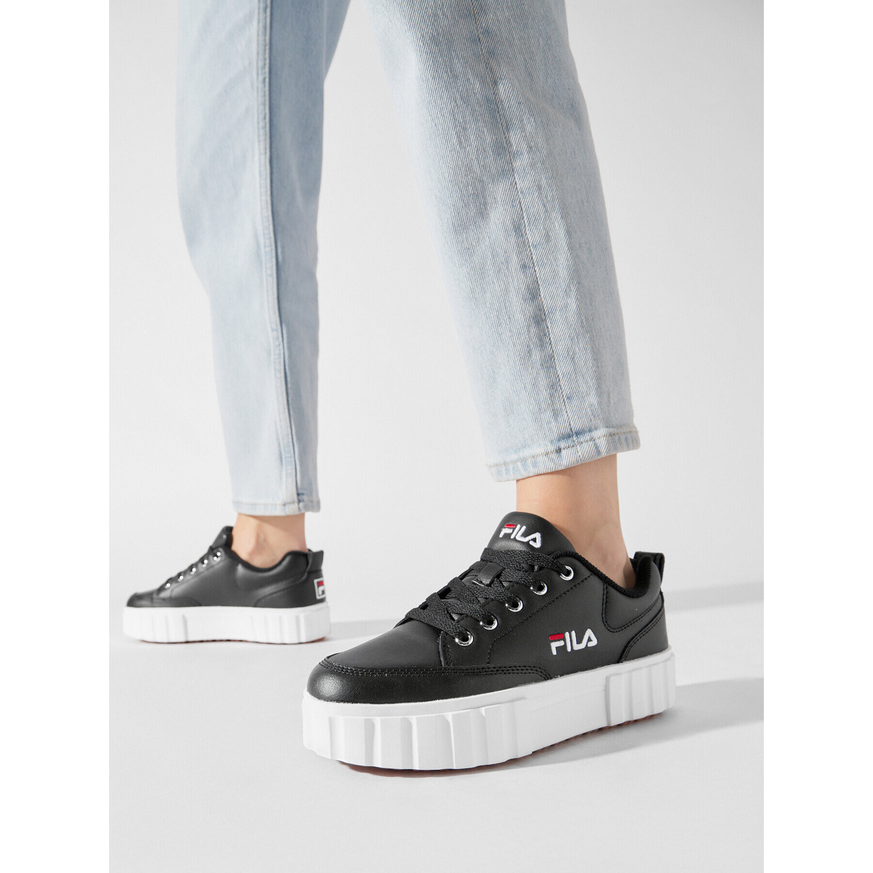 Fila Sneakers Sandblast L Wmn FFW0060.80010 Negru - Pled.ro