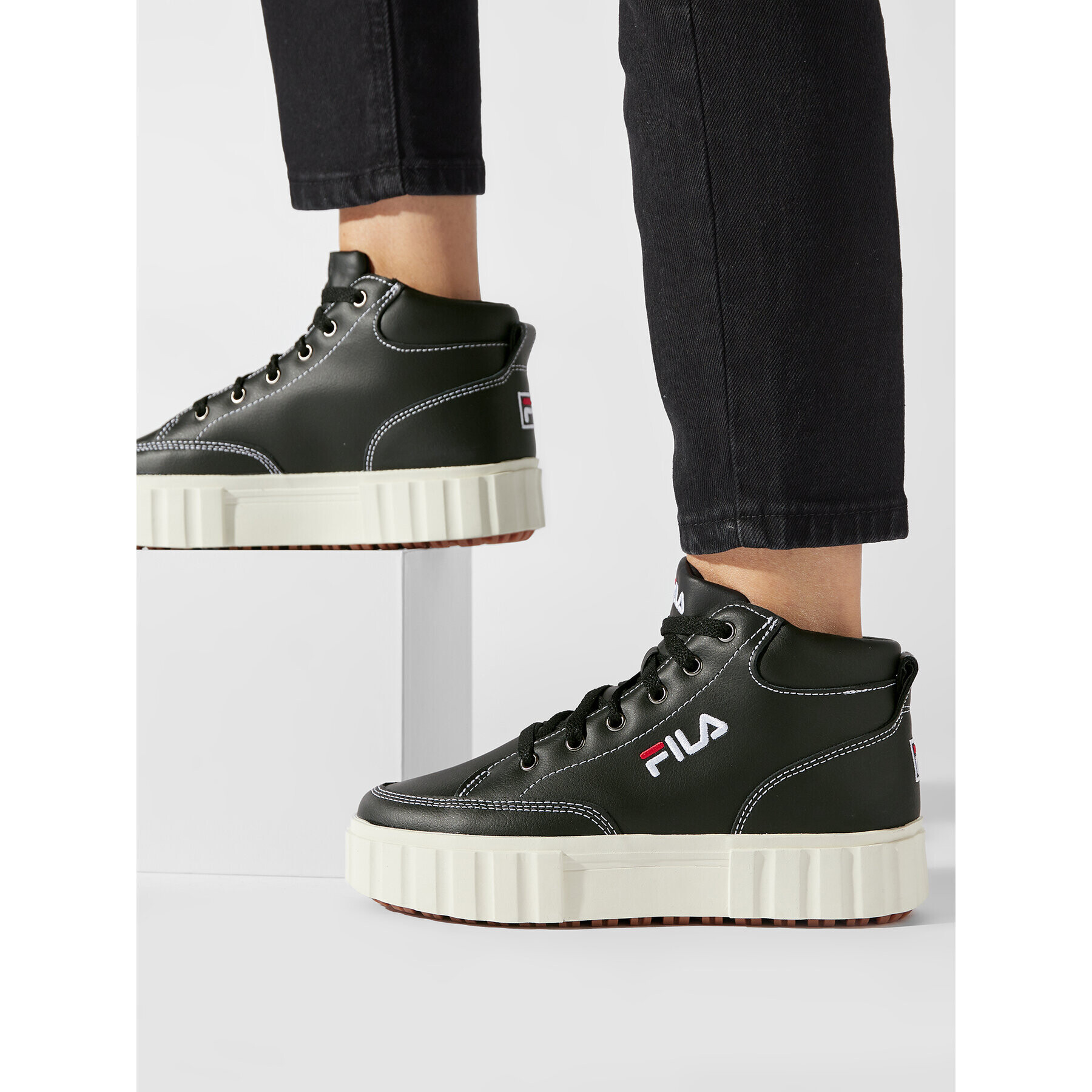 Fila Sneakers Sandblast Mid Wmn FFW0187.80010 Negru - Pled.ro