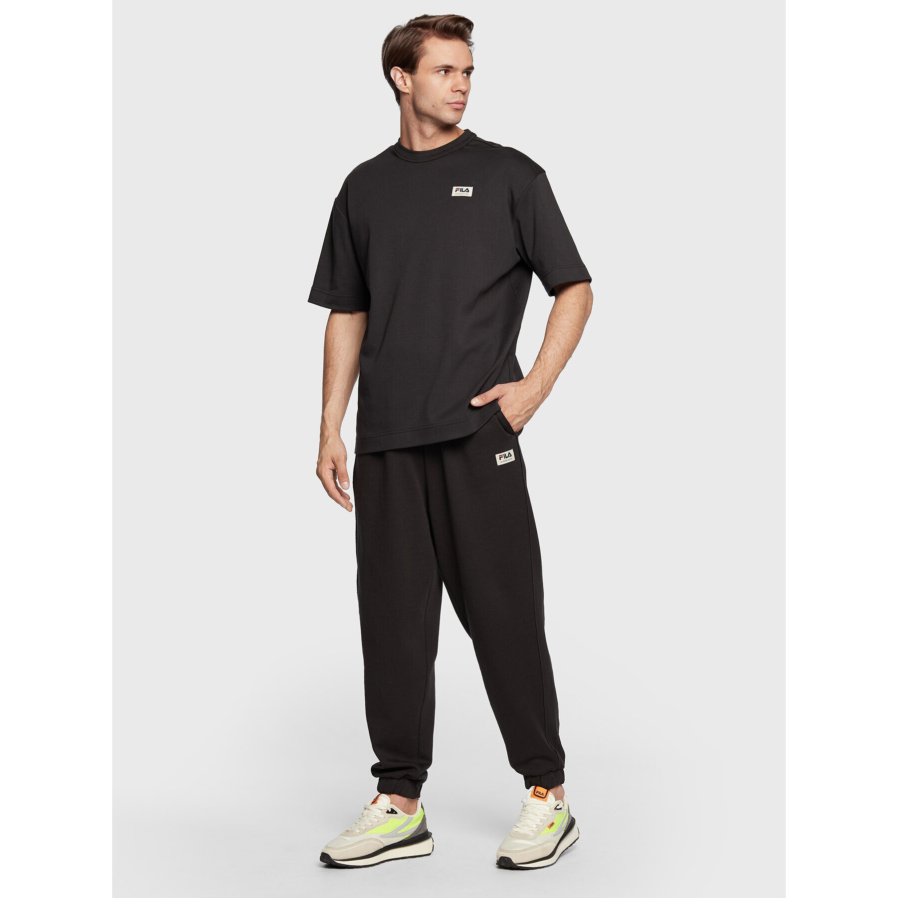 Fila Tricou Taipas FAM0149 Negru Oversize - Pled.ro