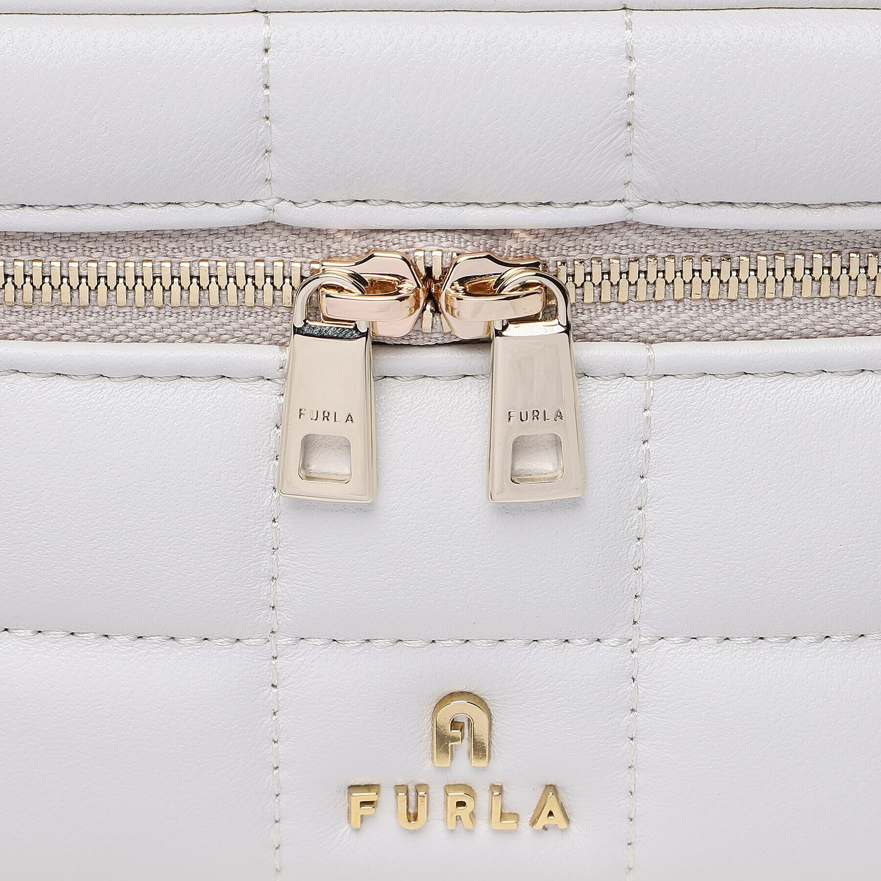 Furla Geantă Camelia WE00361-BX1556-1704S-1-007-20-CN-E Bej - Pled.ro