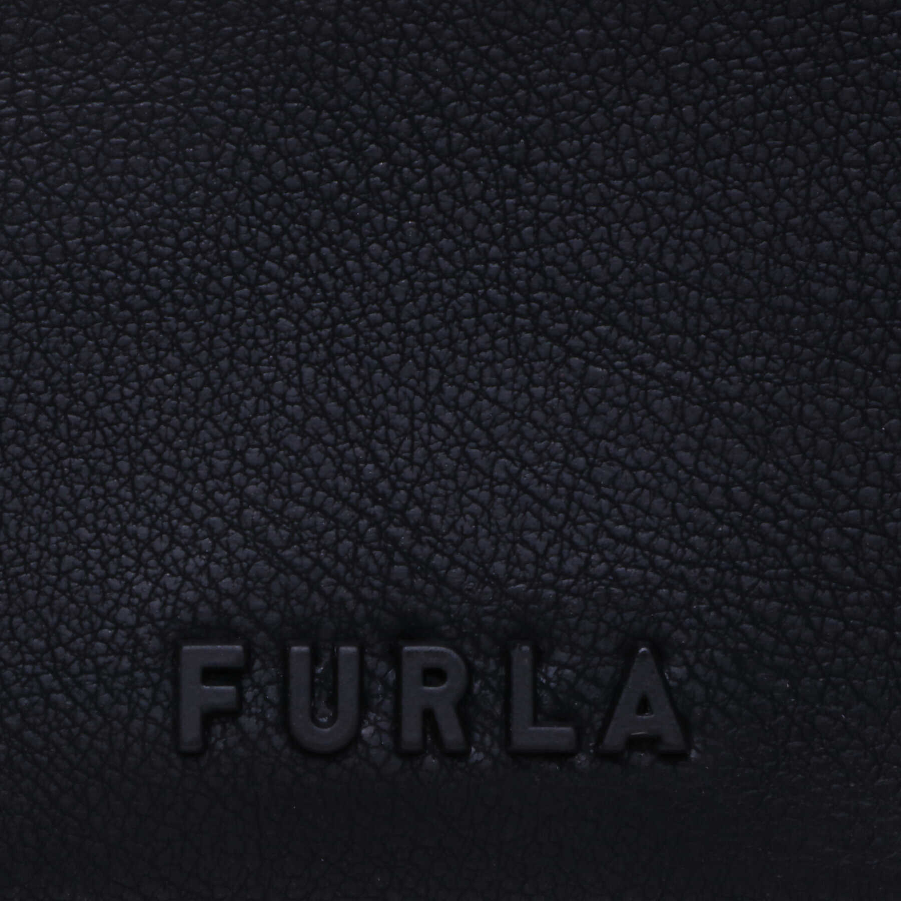 Furla Geantă Linea Futura WE00459-BX1063-O6000-1-007-20-CN-E Negru - Pled.ro