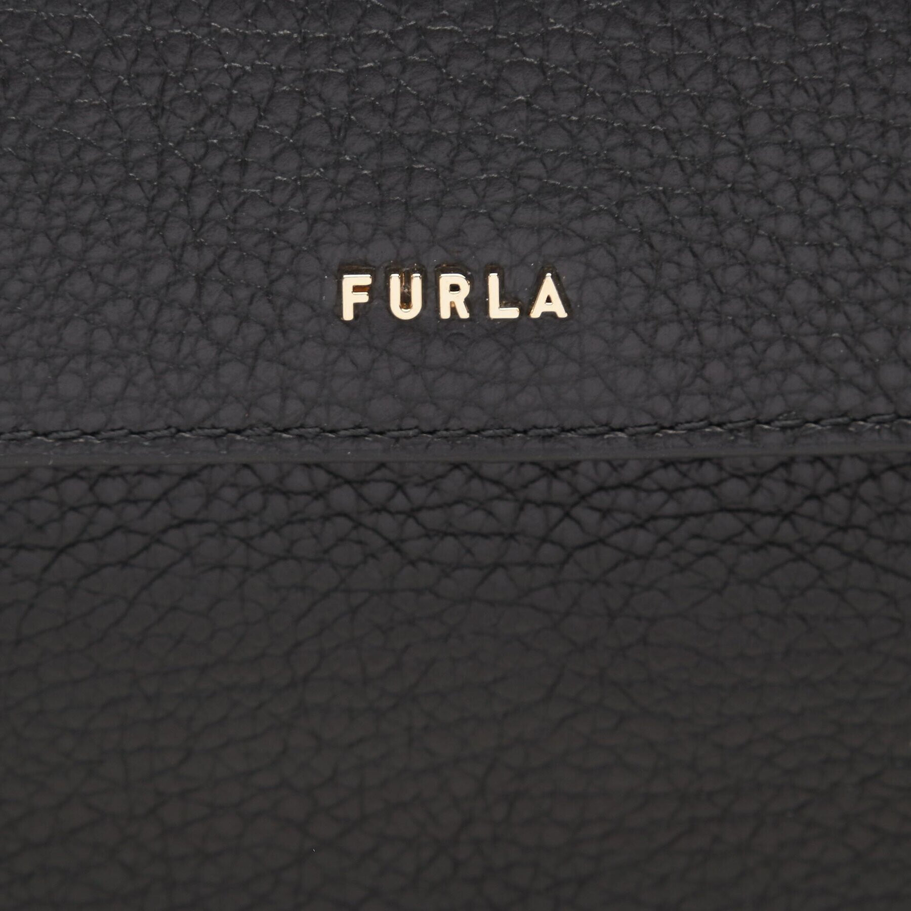 Furla Geantă Skye WE00404-HSF000-O6000-1-007-20-CN-E Negru - Pled.ro