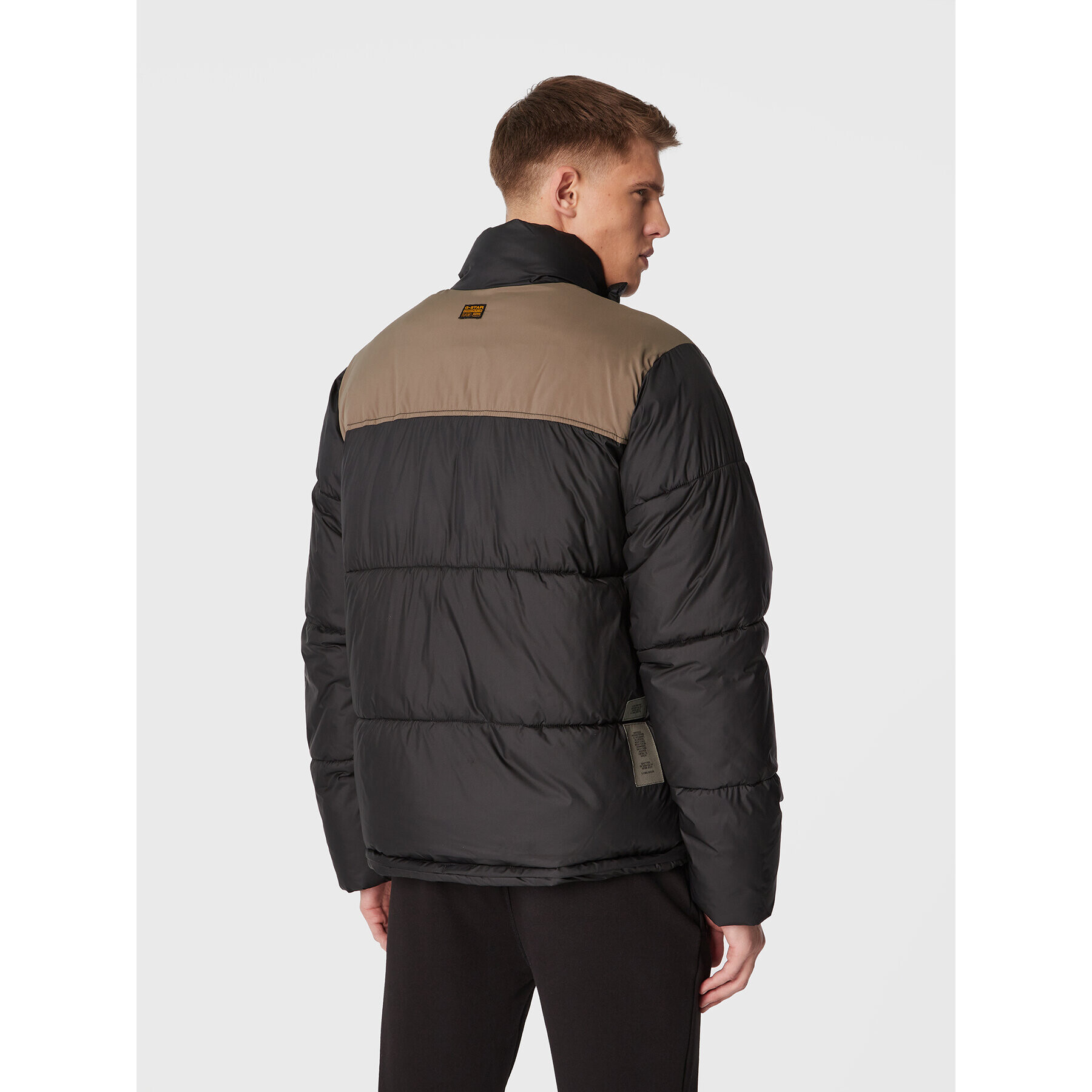 G-Star Raw Geacă din puf Attac Utility D21937-B958-6484 Negru Regular Fit - Pled.ro