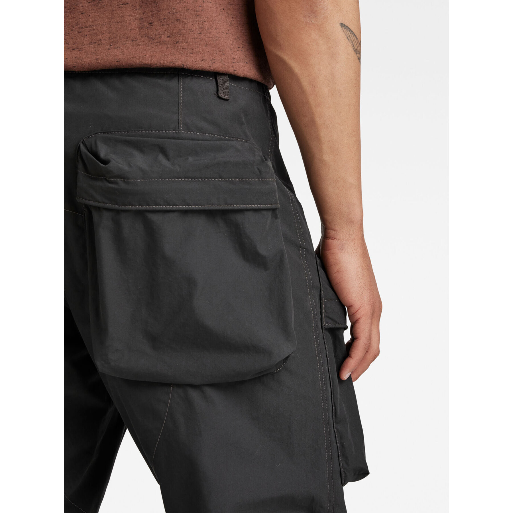 G-Star Raw Pantaloni din material D19706-A790-6484 Negru Tapered Fit - Pled.ro