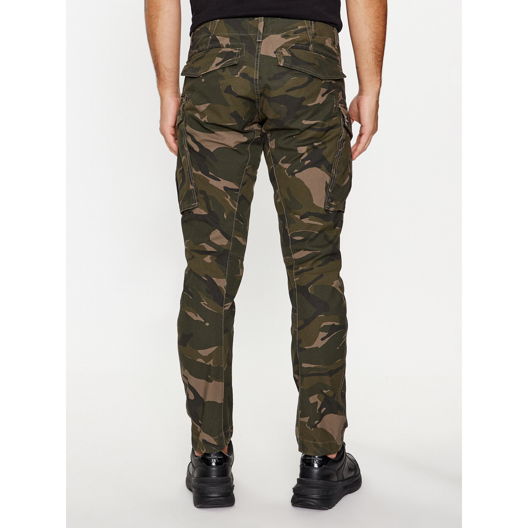 G-Star Raw Pantaloni din material Rovic 3D D02190-D223-D435 Verde Tapered Fit - Pled.ro