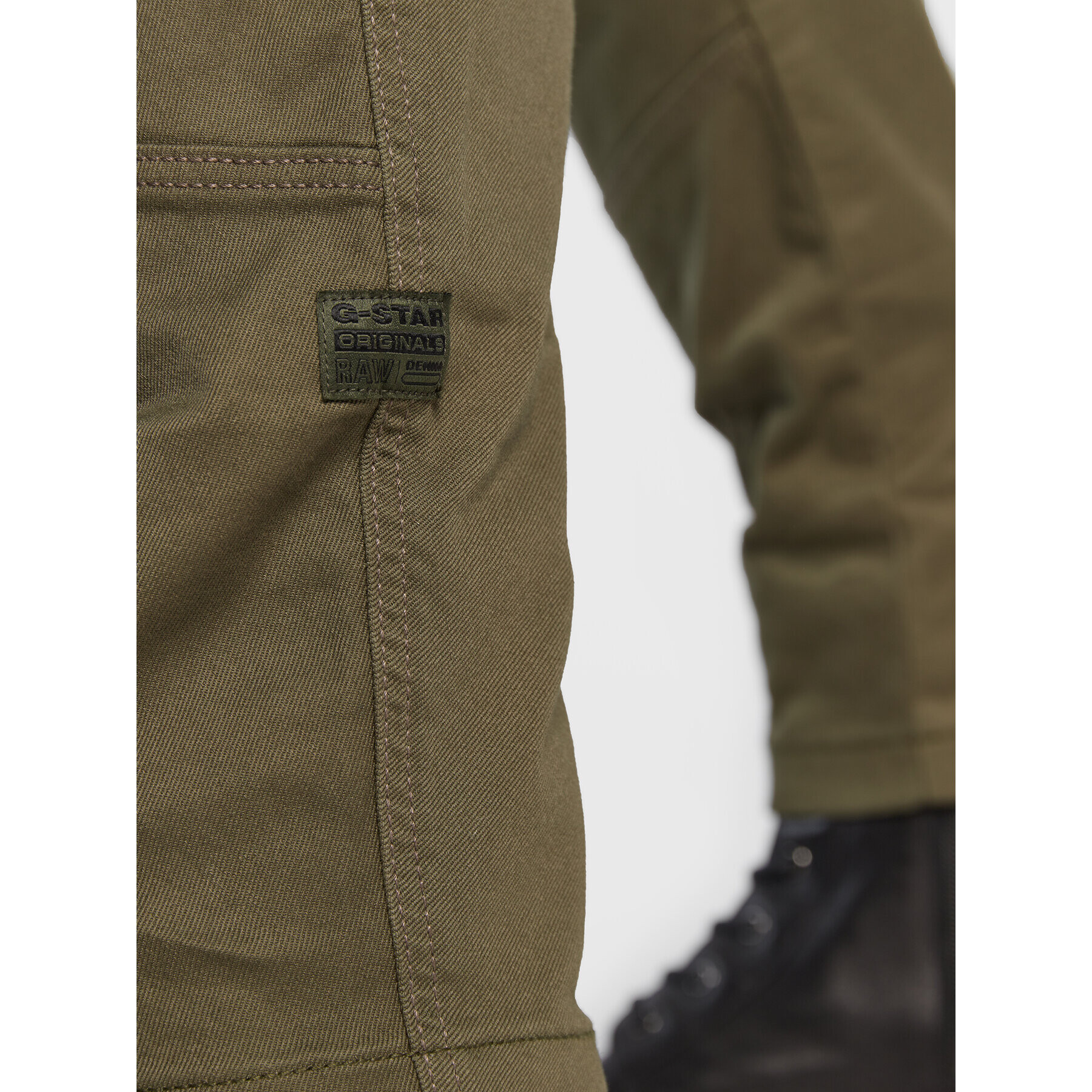 G-Star Raw Pantaloni din material Zip Pocket 3D D21975-C105-B230 Verde Skinny Fit - Pled.ro