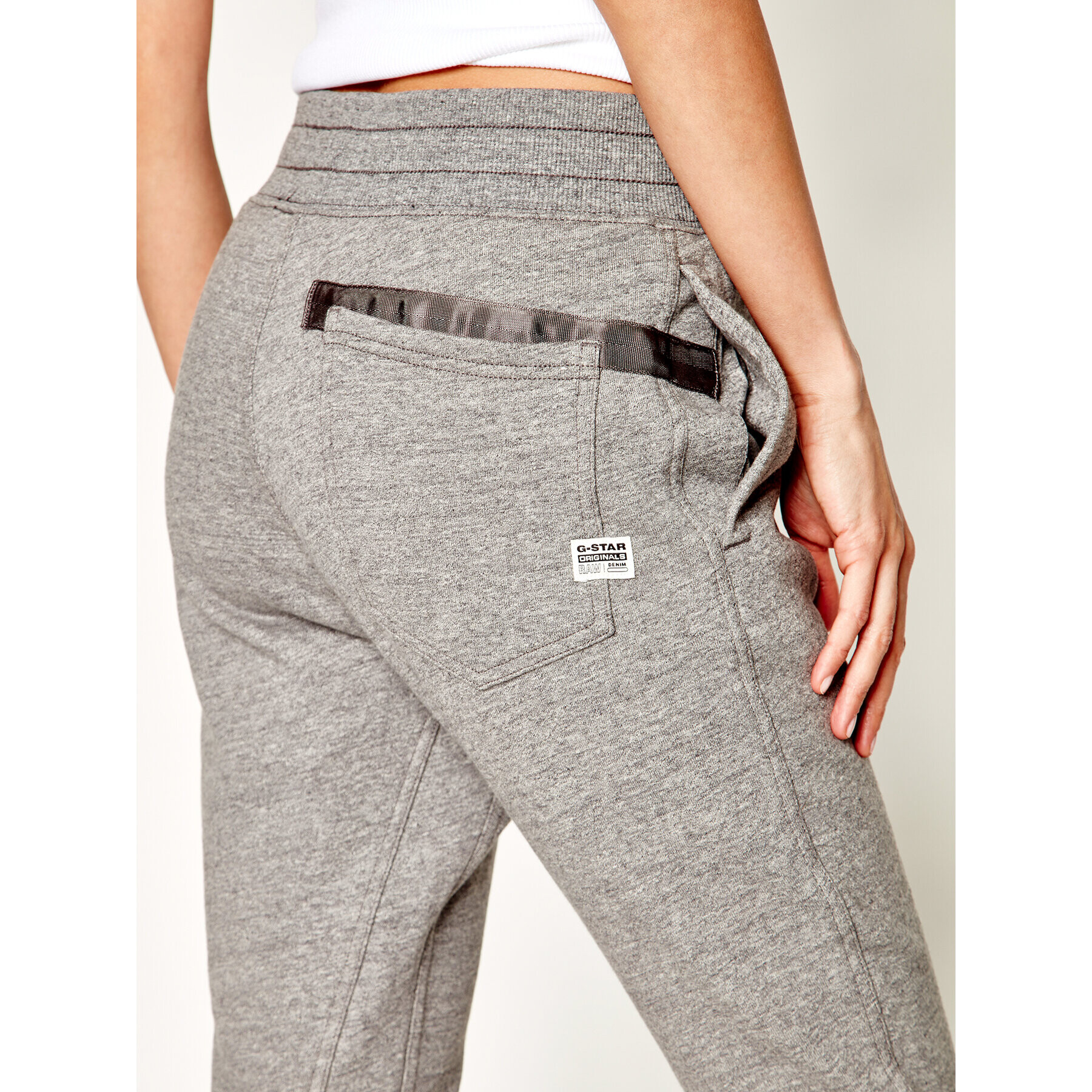 G-Star Raw Pantaloni trening 3D Cropped Sweat D16871-C101-A290 Gri Regular Fit - Pled.ro