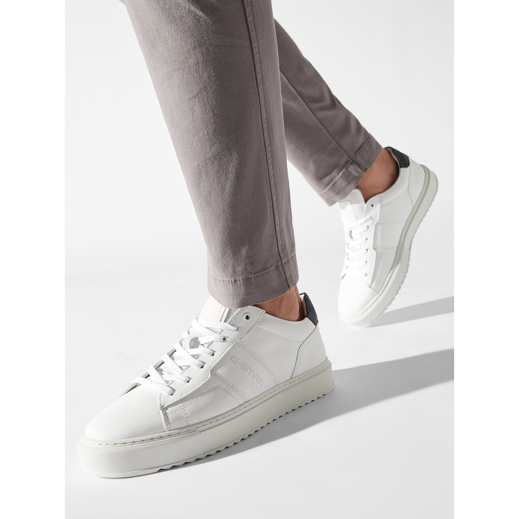 G-Star Raw Sneakers Rocup II Bsc 2242 007515 Alb - Pled.ro