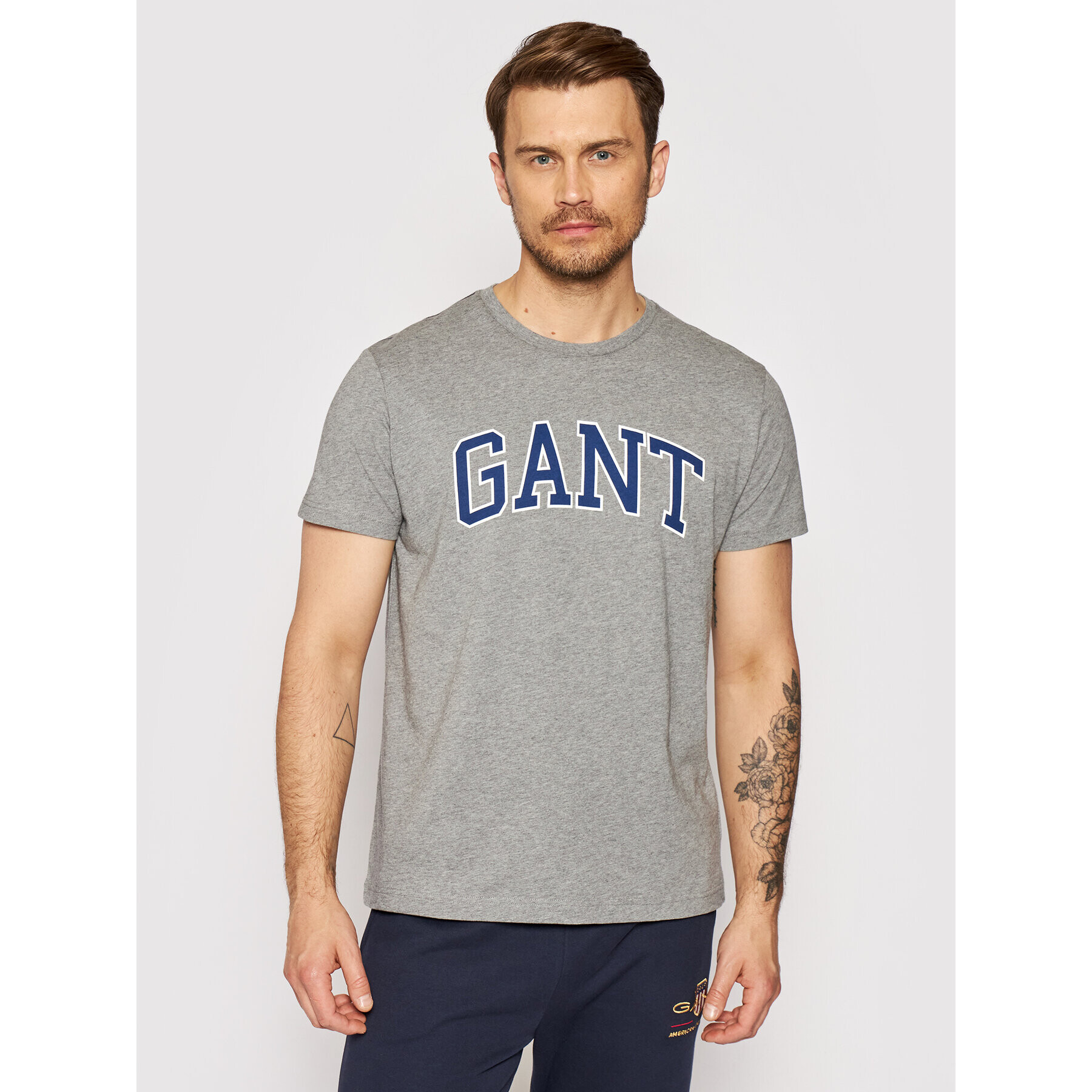 Gant Tricou Arch Outline 2003007 Gri Regular Fit - Pled.ro