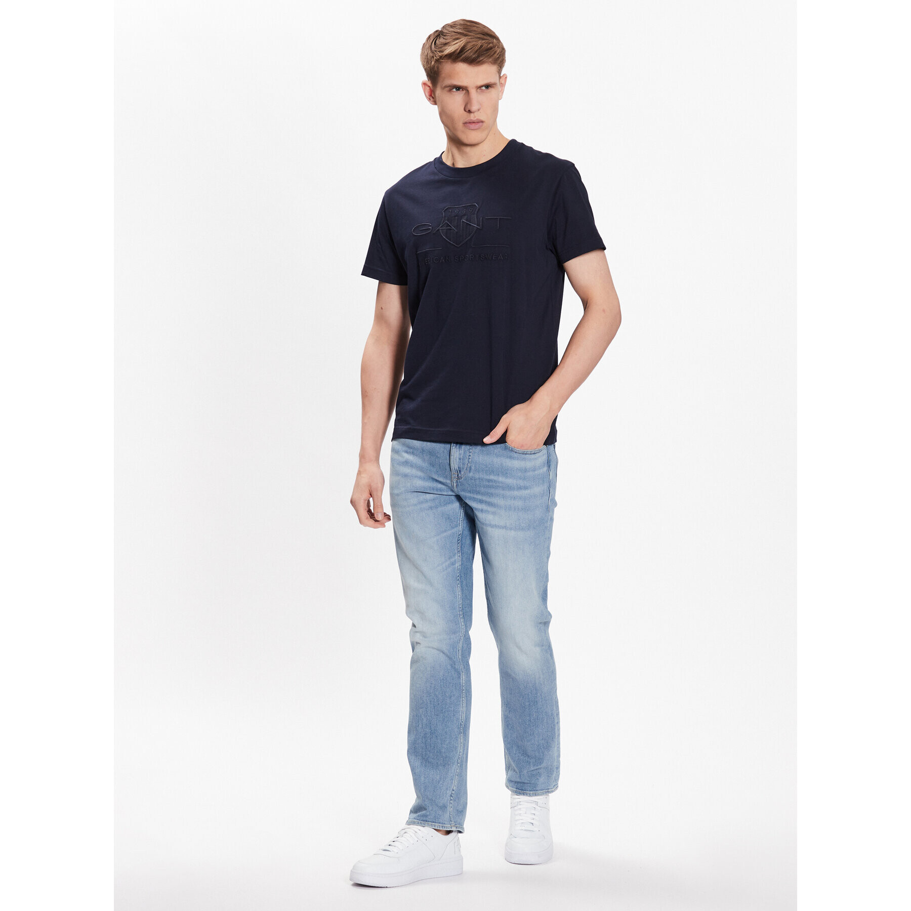 Gant Tricou Tonal Shield 2003140 Bleumarin Regular Fit - Pled.ro