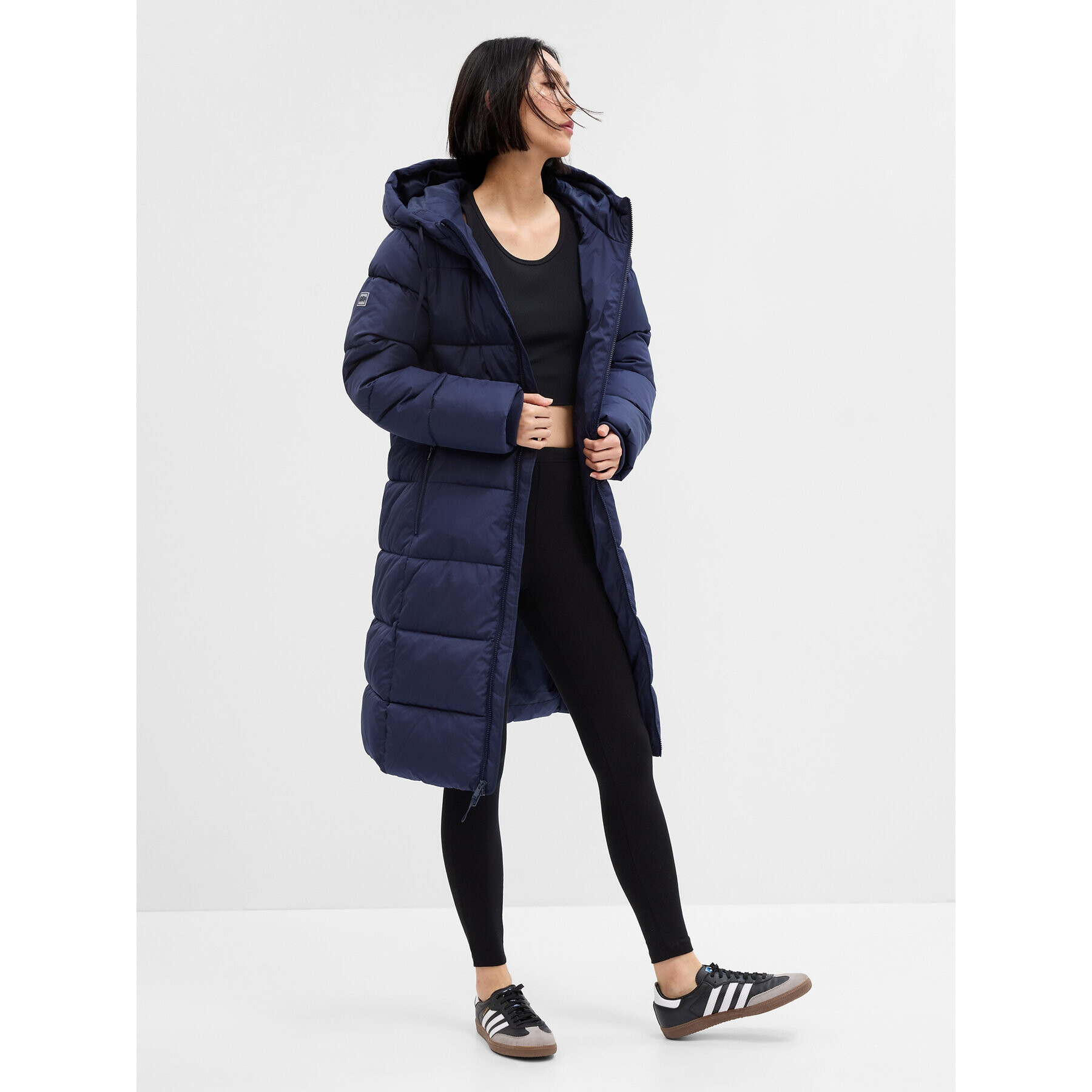 Gap Geacă din puf 724329-00 Bleumarin Regular Fit - Pled.ro