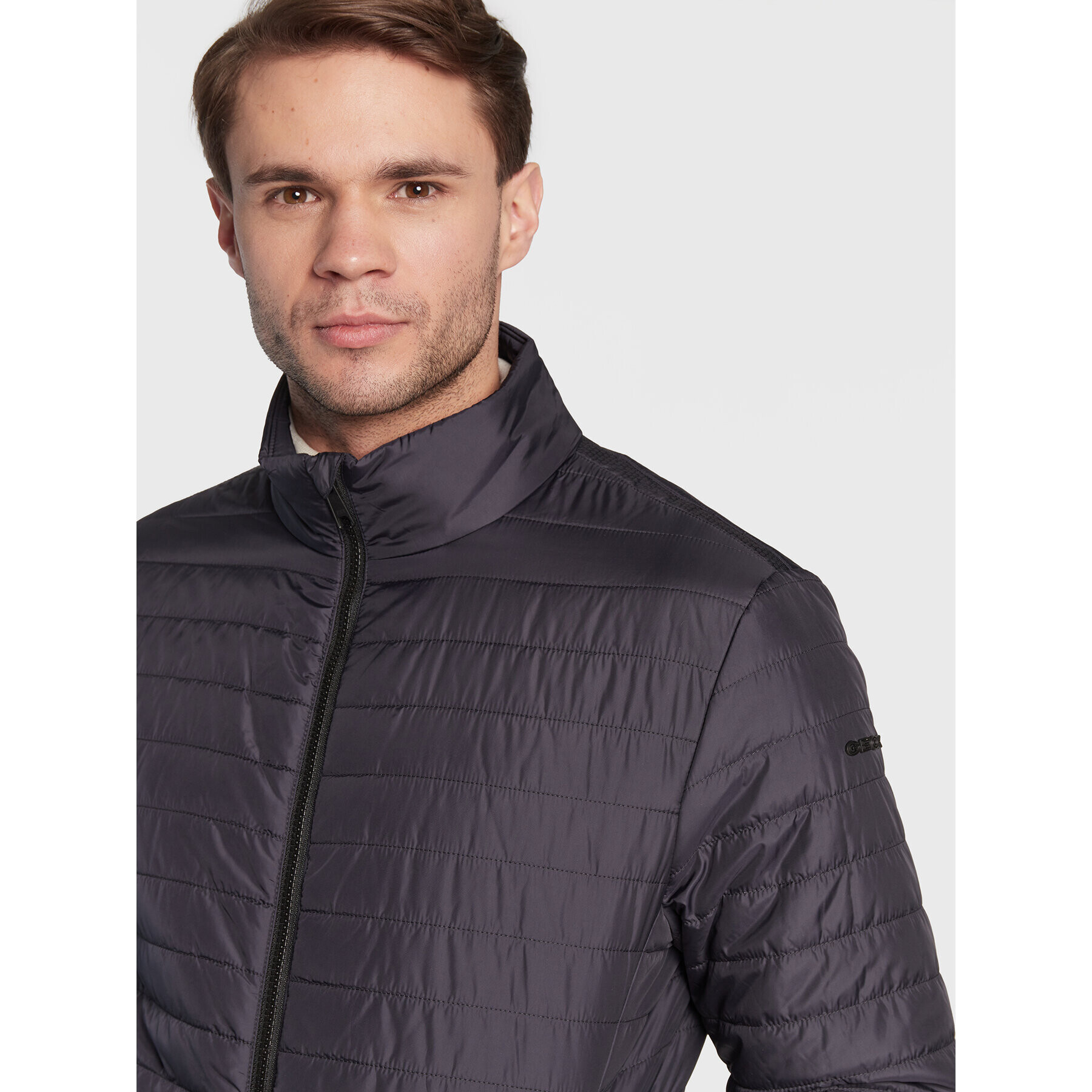 Geox Geacă din puf Wilmer M2622H T2920 F1624 Bleumarin Regular Fit - Pled.ro