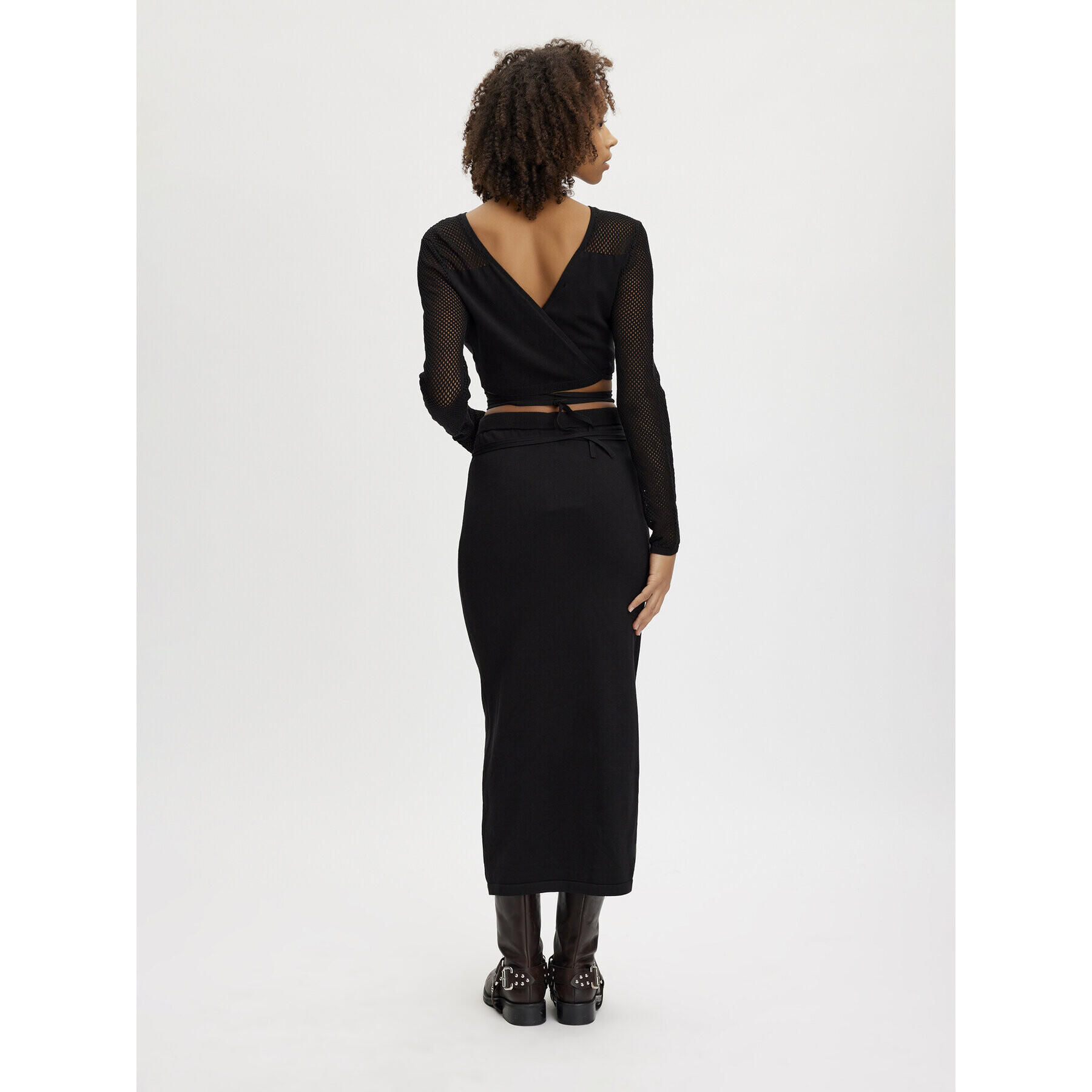 Gestuz Fustă midi 10908273 Negru Regular Fit - Pled.ro