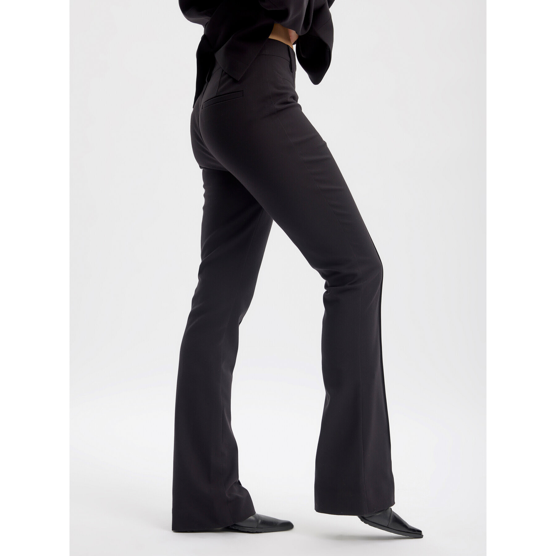 Gestuz Pantaloni din material 10908149 Negru Wide Leg - Pled.ro