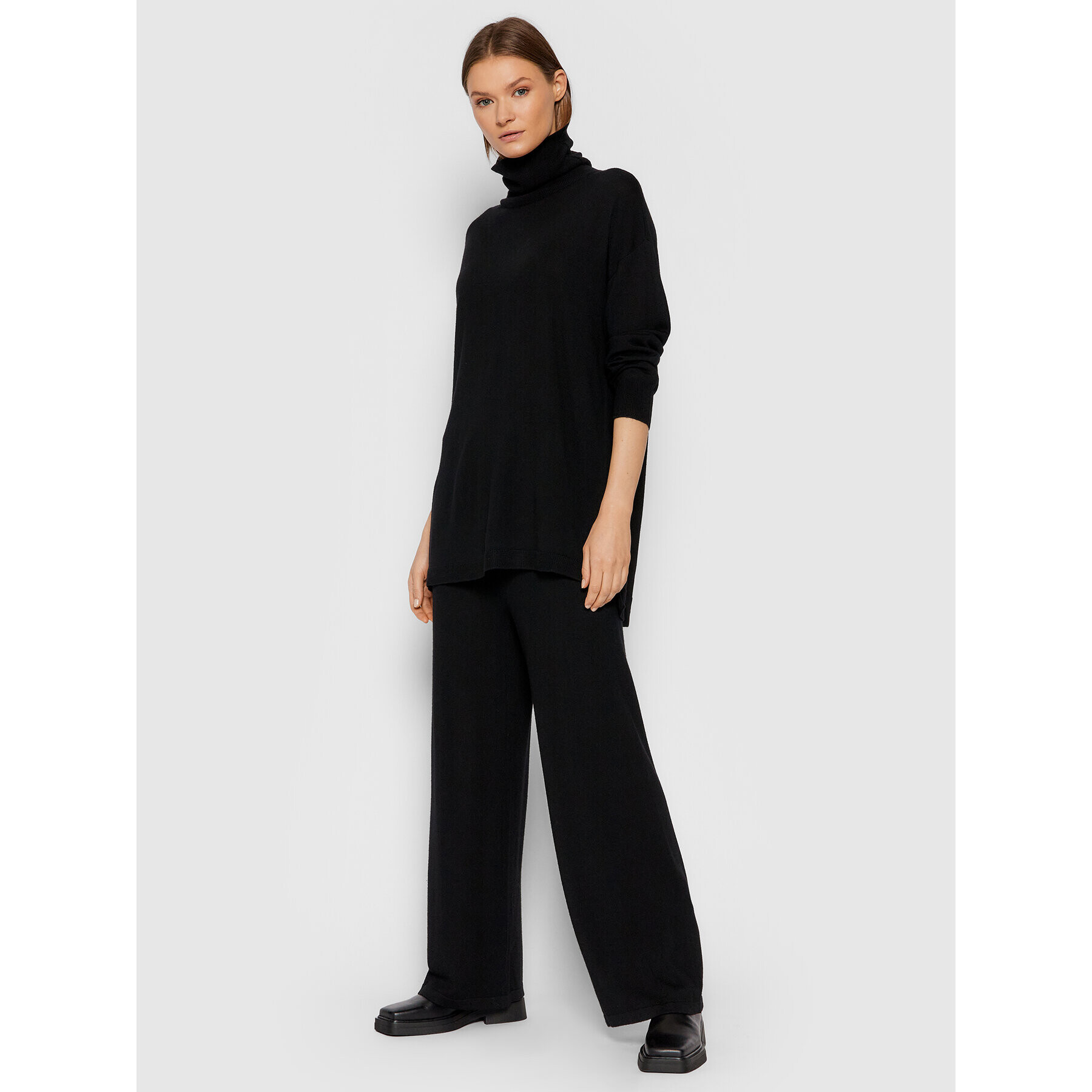 Gestuz Pantaloni din material Thelmagz 10903544 Negru Relaxed Fit - Pled.ro