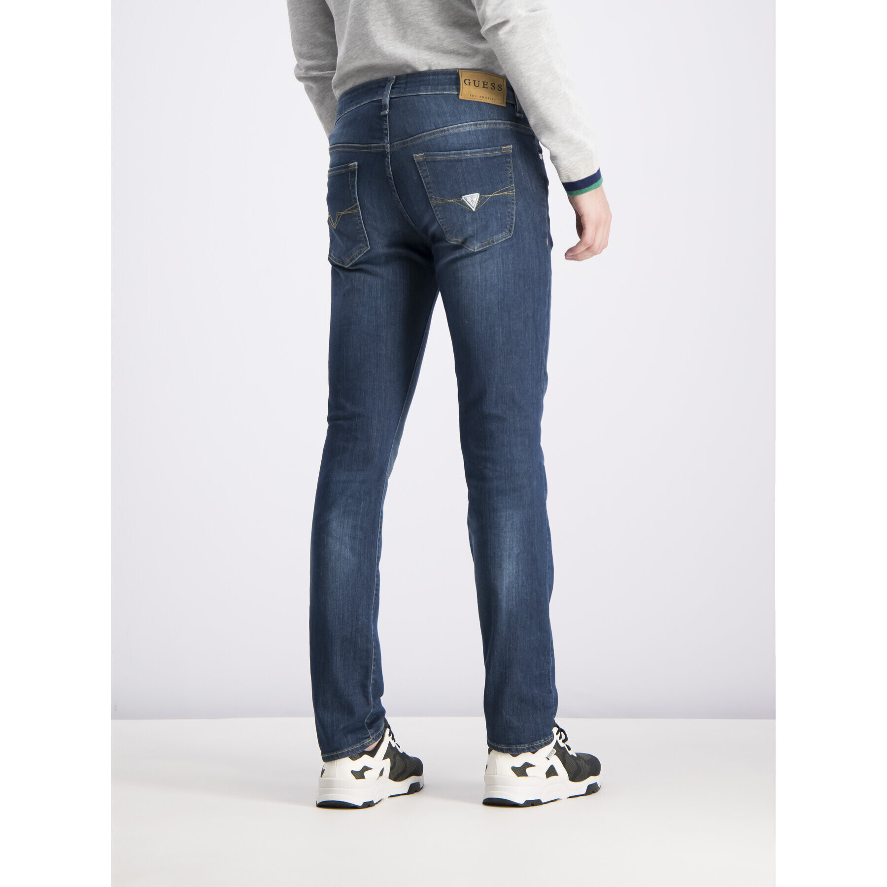 Guess Blugi Slim Fit M92AN2 D3KS1 Bleumarin Slim Fit - Pled.ro