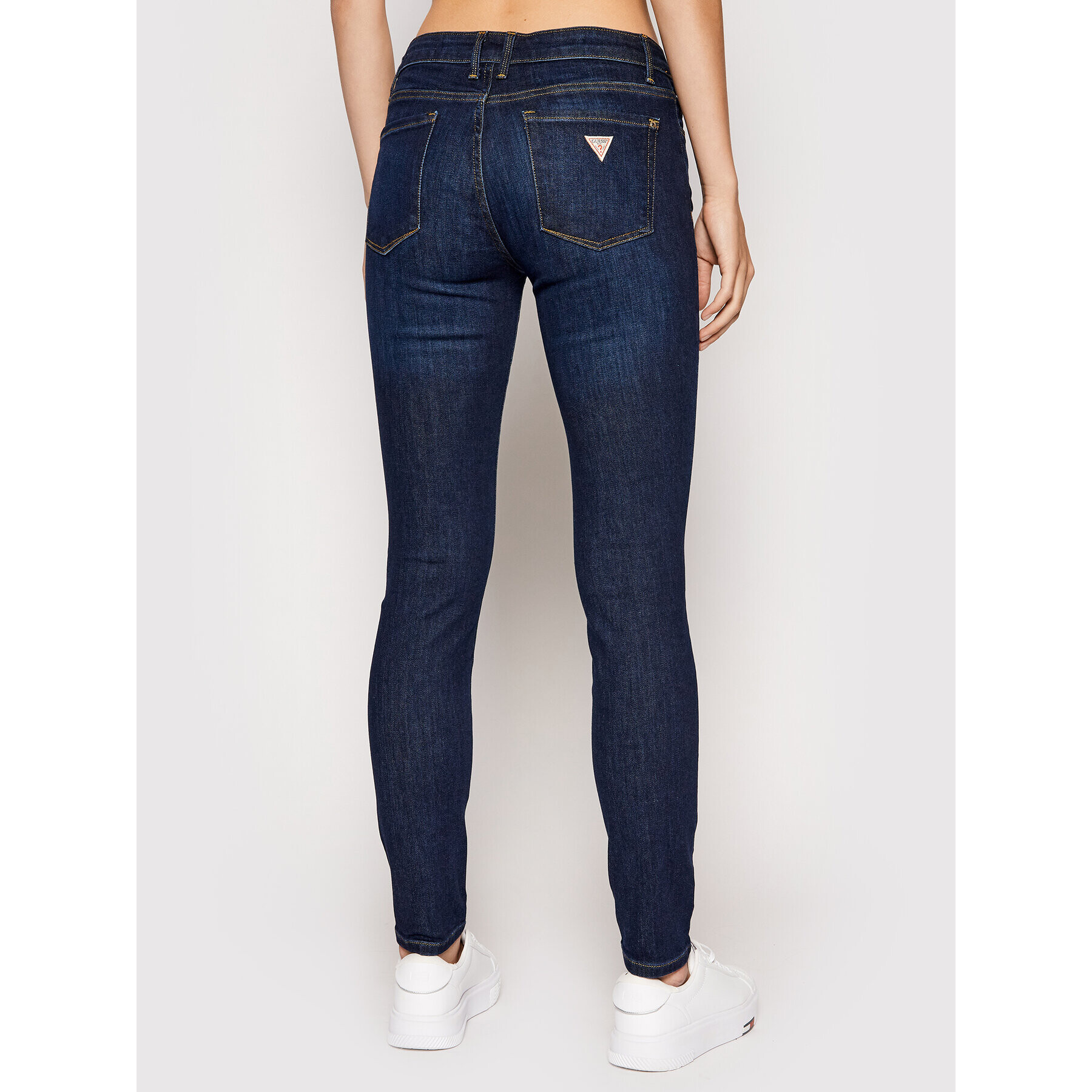 Guess Blugi W1YA99 D4GV1 Bleumarin Skinny Fit - Pled.ro