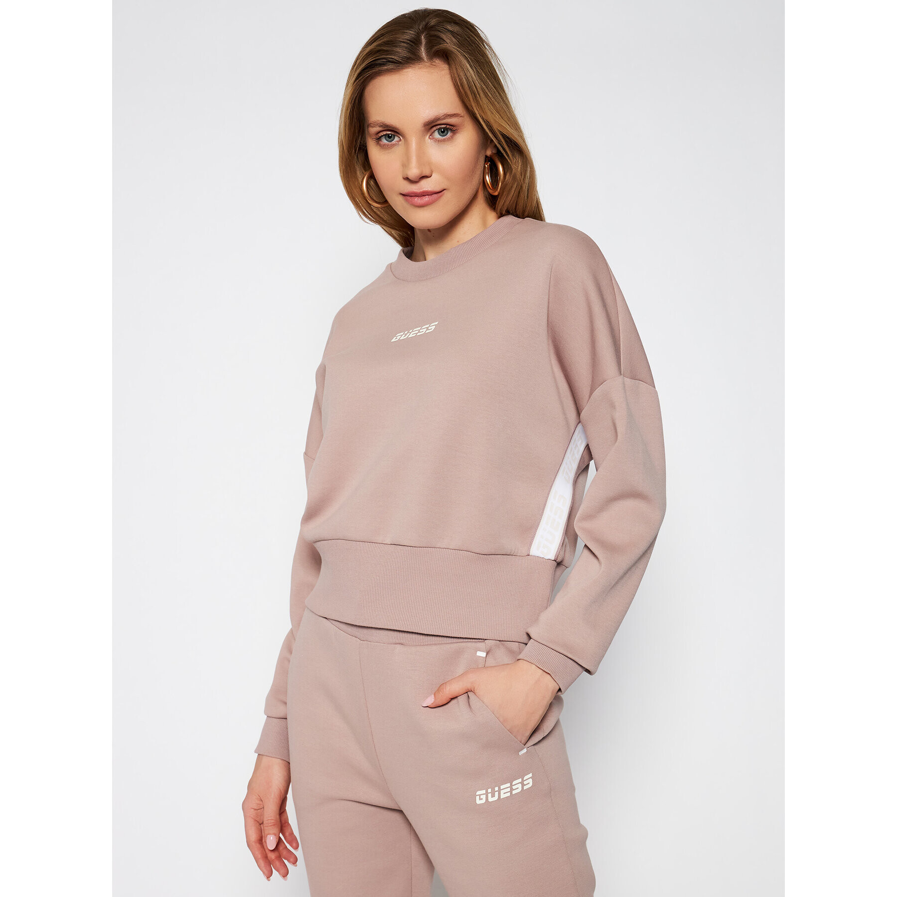 Guess Bluză Abby O0BA25 KA3P1 Roz Comfort Fit - Pled.ro